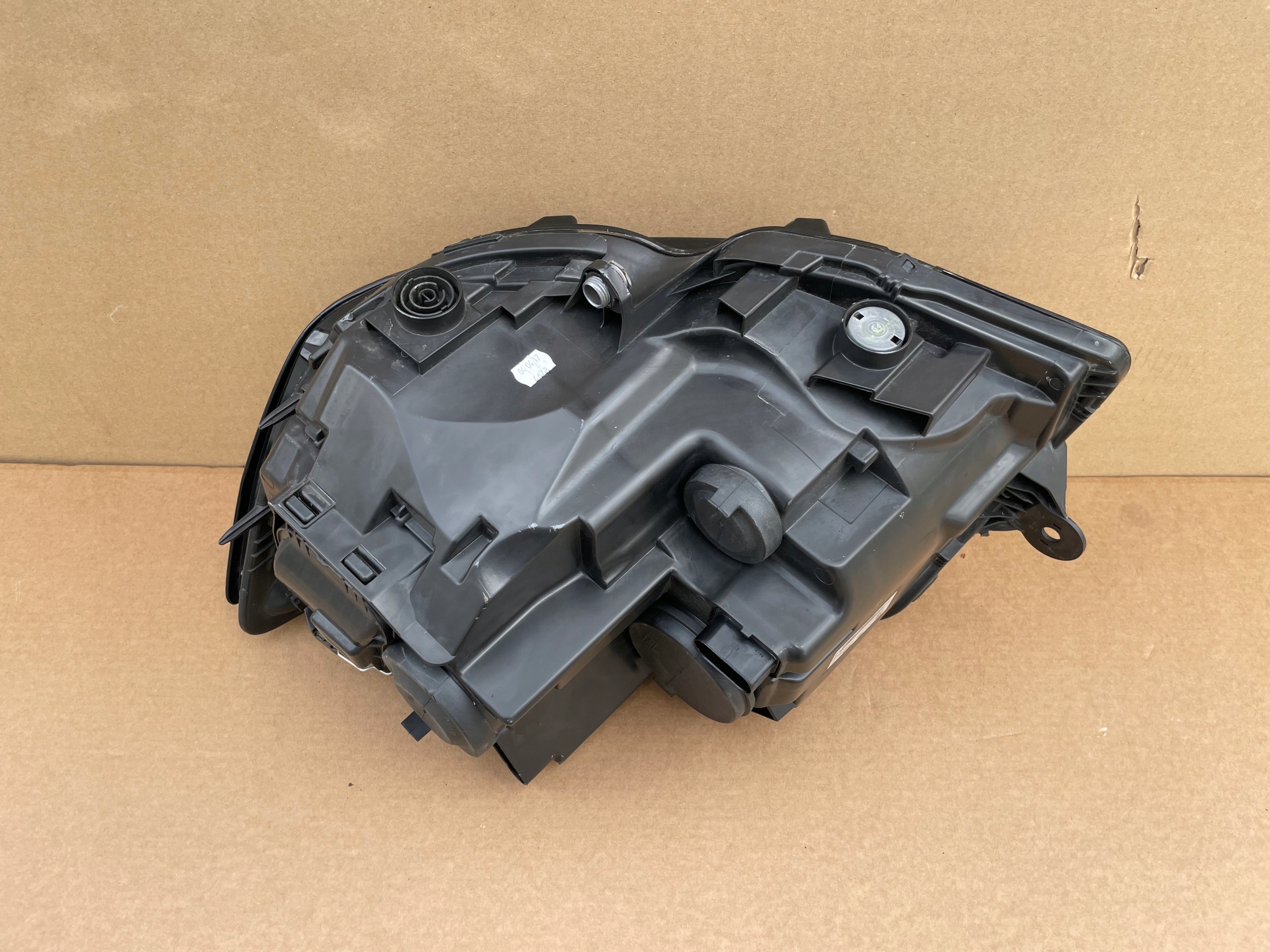 light VW T6 MULTIVAN 7E1941016AC front right as new original complete