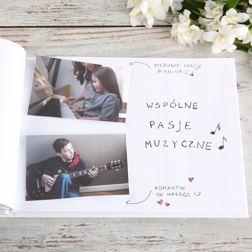 KSIĘGA Wspomnień dla Rodziców Sweet Peony Kolor stron białe