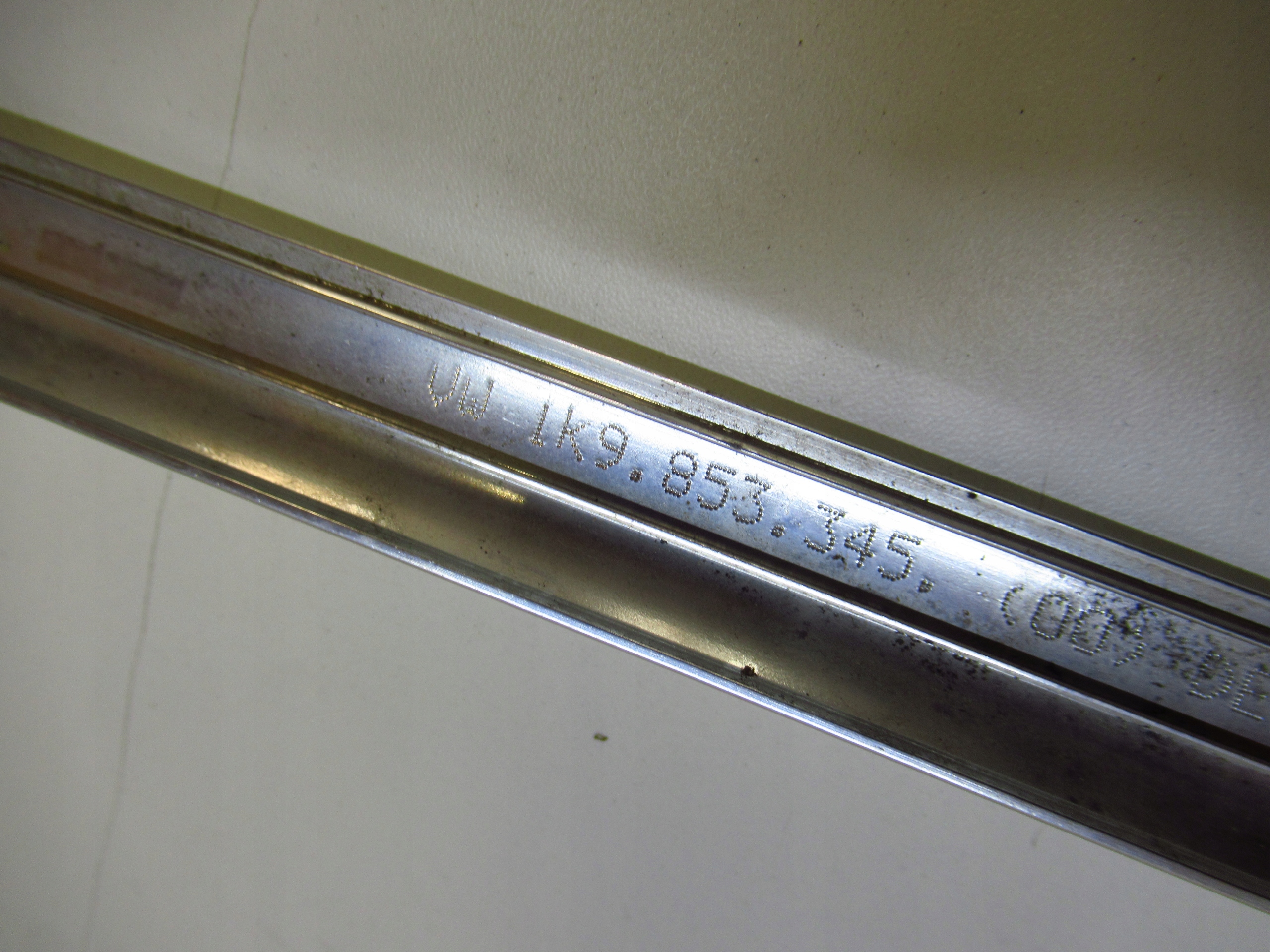 VW GOLF V moulding windows CHROM left 1K9853345