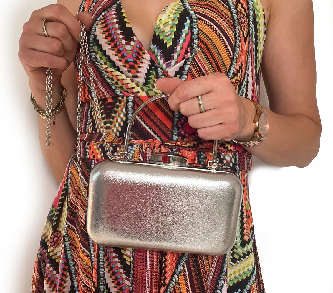 

Puzderko Gwiazd wizytowa kopertówka Z Rączką