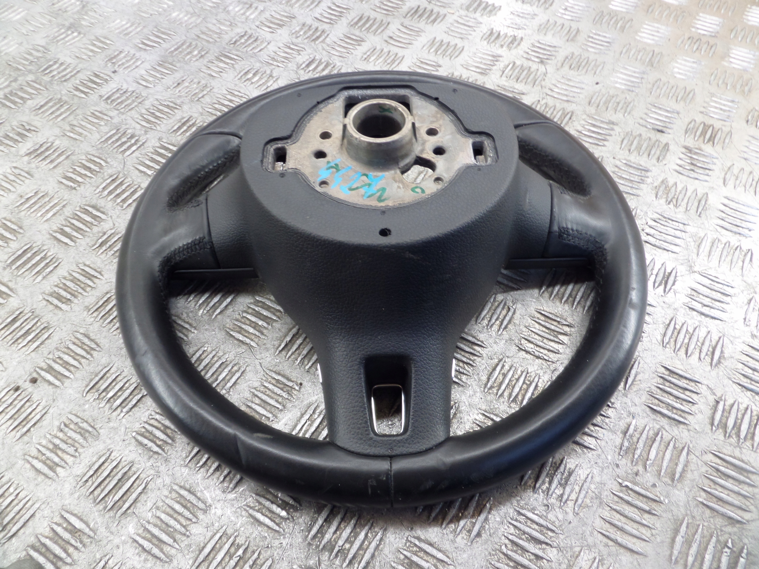 Vw Touran lenkrad 1T0419091ac E74