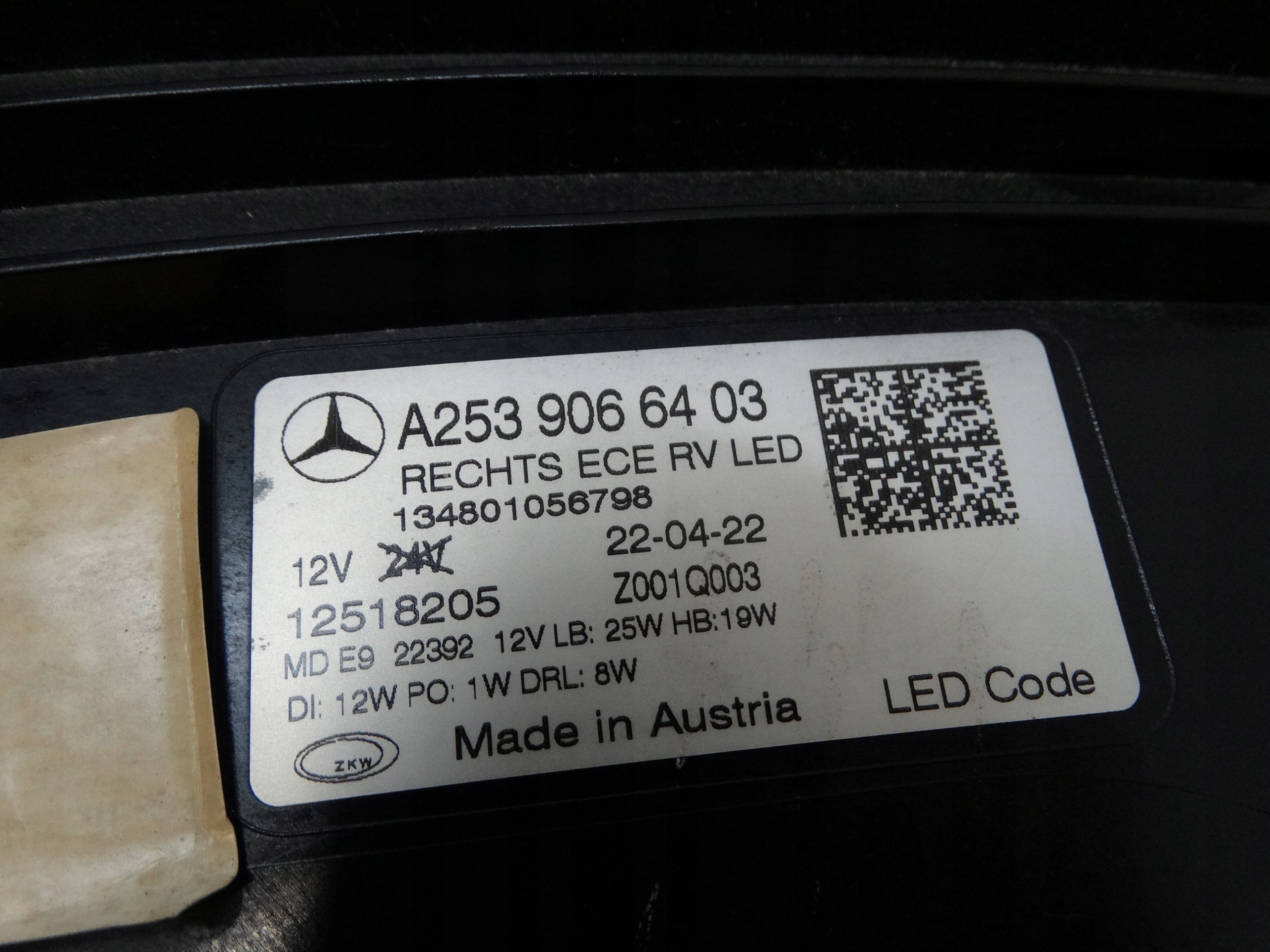 light REFLEKTOR FULL LED right front MERCEDES GLC W253 A2539066403