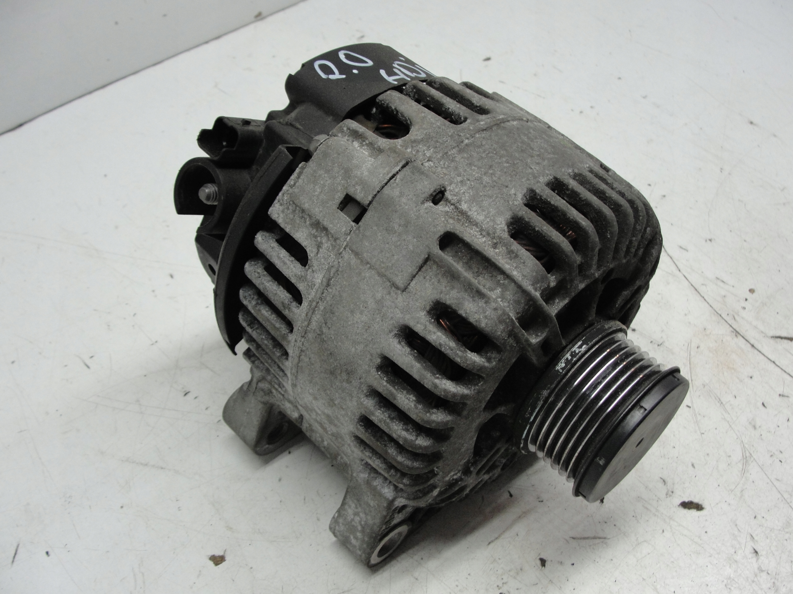 ALTERNATOR PEUGEOT CITROEN 2.0 HDI Producent części Valeo