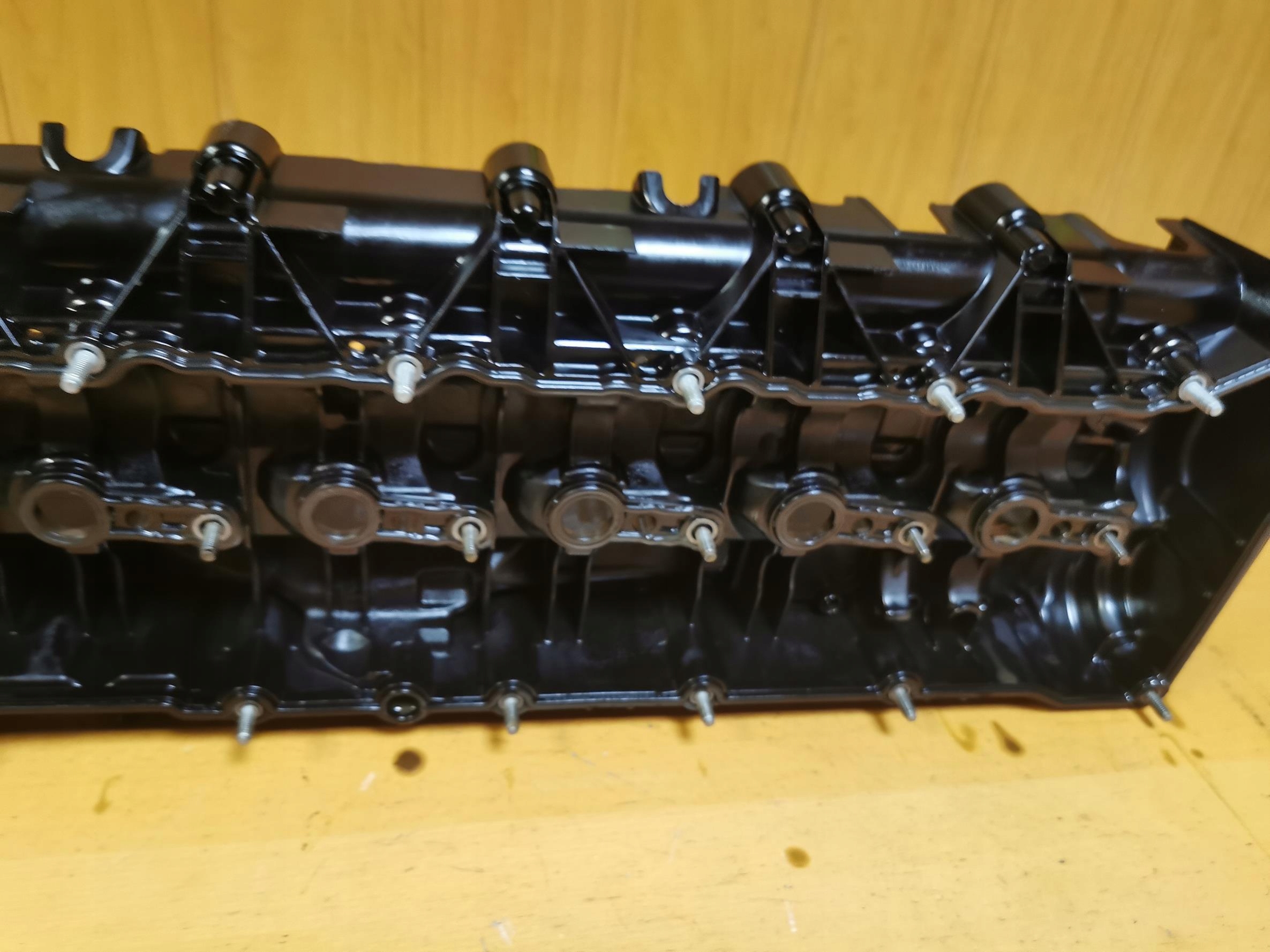 Abdeckung der Ventile BMW X6 E71 LCI 3.0D 306KM 7812894