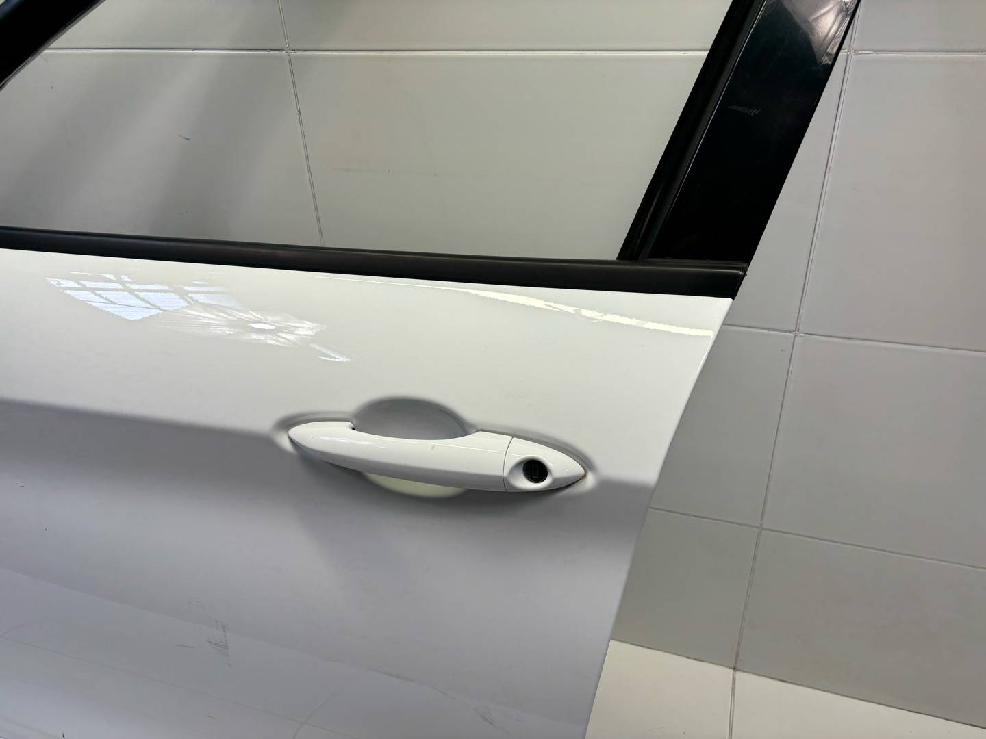 dveře předek levá strana Alfa Romeo Stelvio 2017