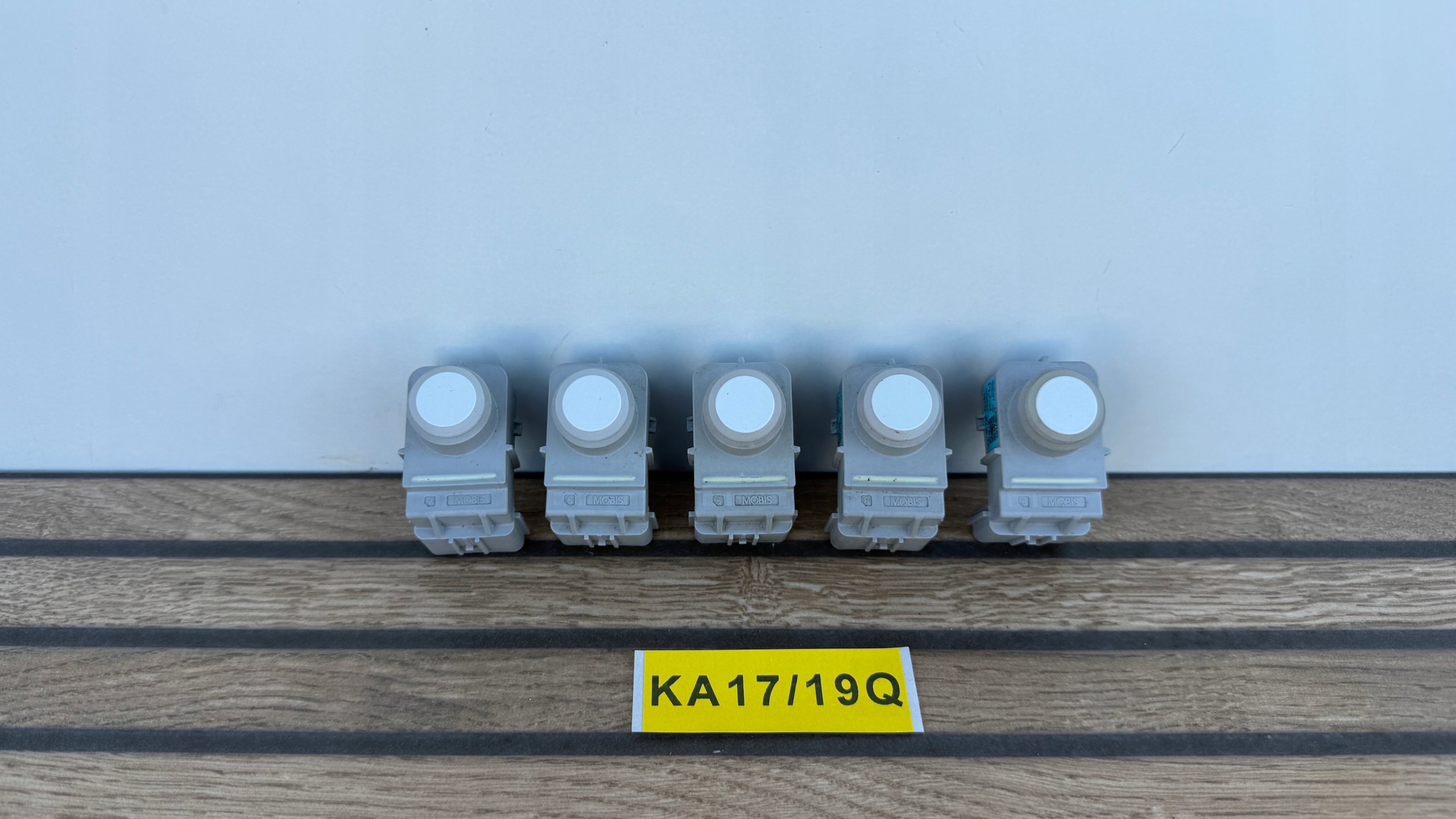 Sensor Parken PDC BIALY IX20 IX35 KIA CEED 2 II KA17/19Q