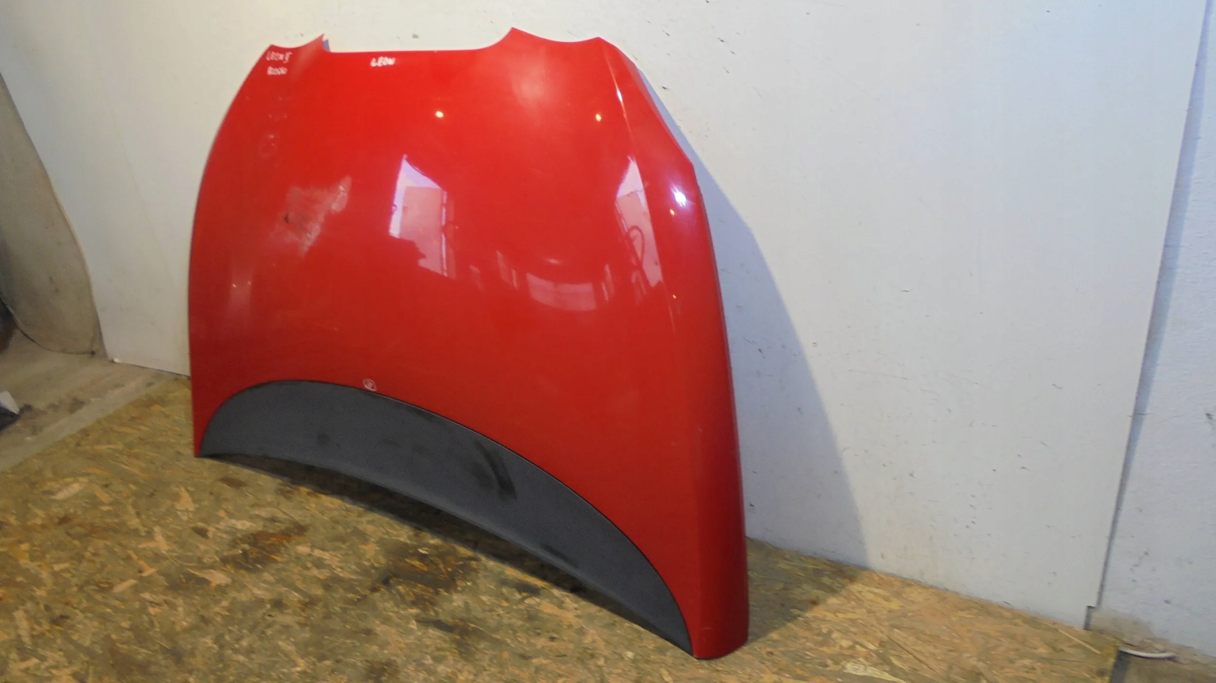 Capot Avant Seat Leon II 1P0