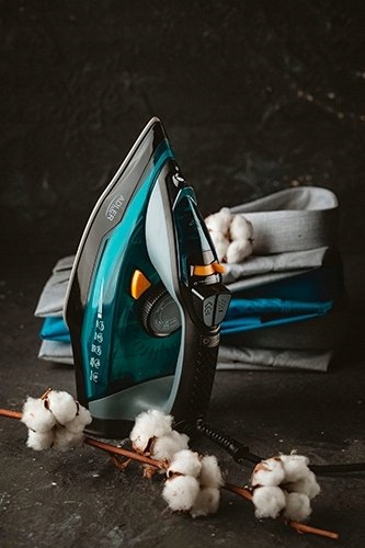 ŻELAZKO ADLER AD5032 3000 W PAROWE CERAMICZNE Z FUNKCJĄ AUTO-OFF Model AD5032