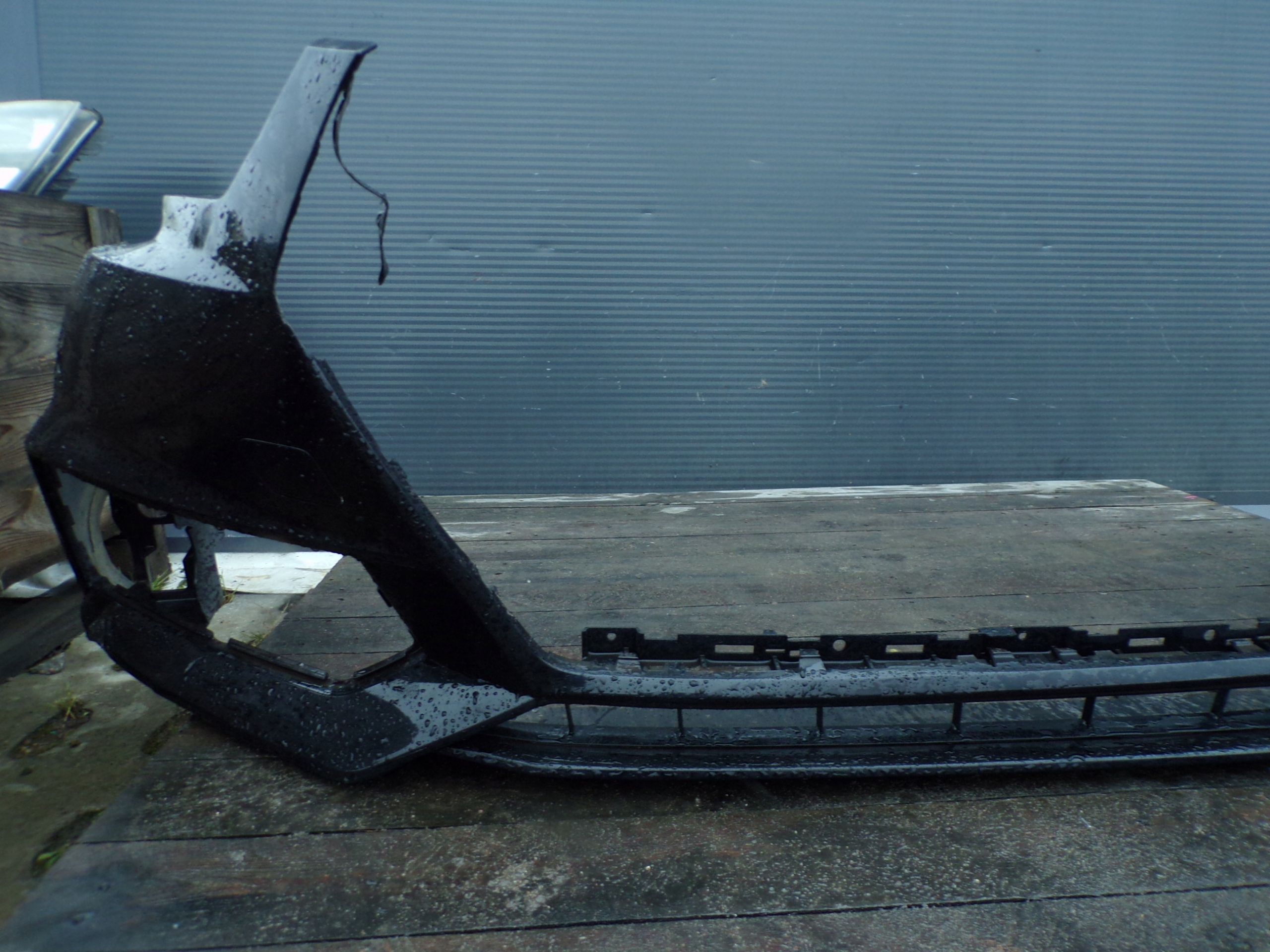 Frontstoßstange vorne AUDI A4 B9 S-Line Farbe LY9T