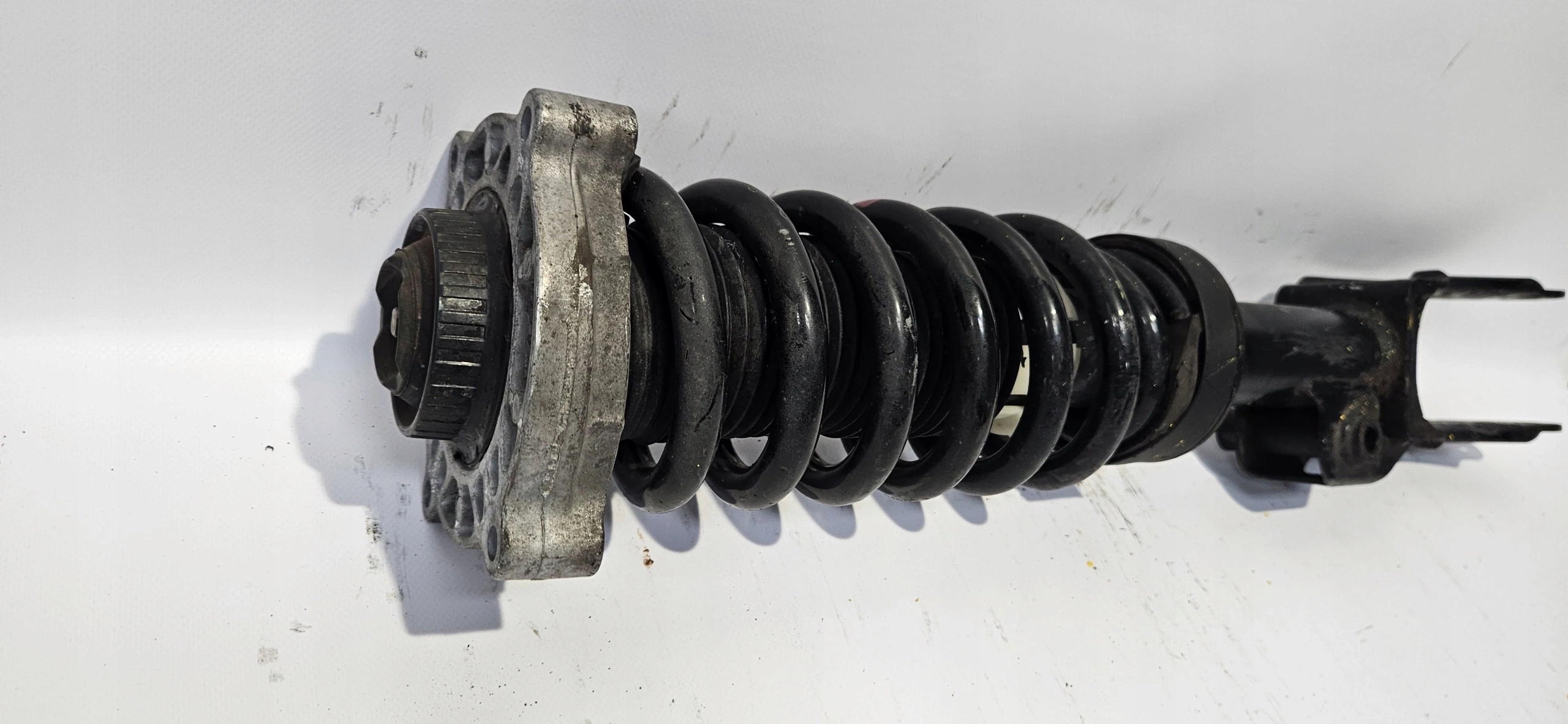 shock absorber left front AUDI Q7 TOUAREQ 7L 7L8
