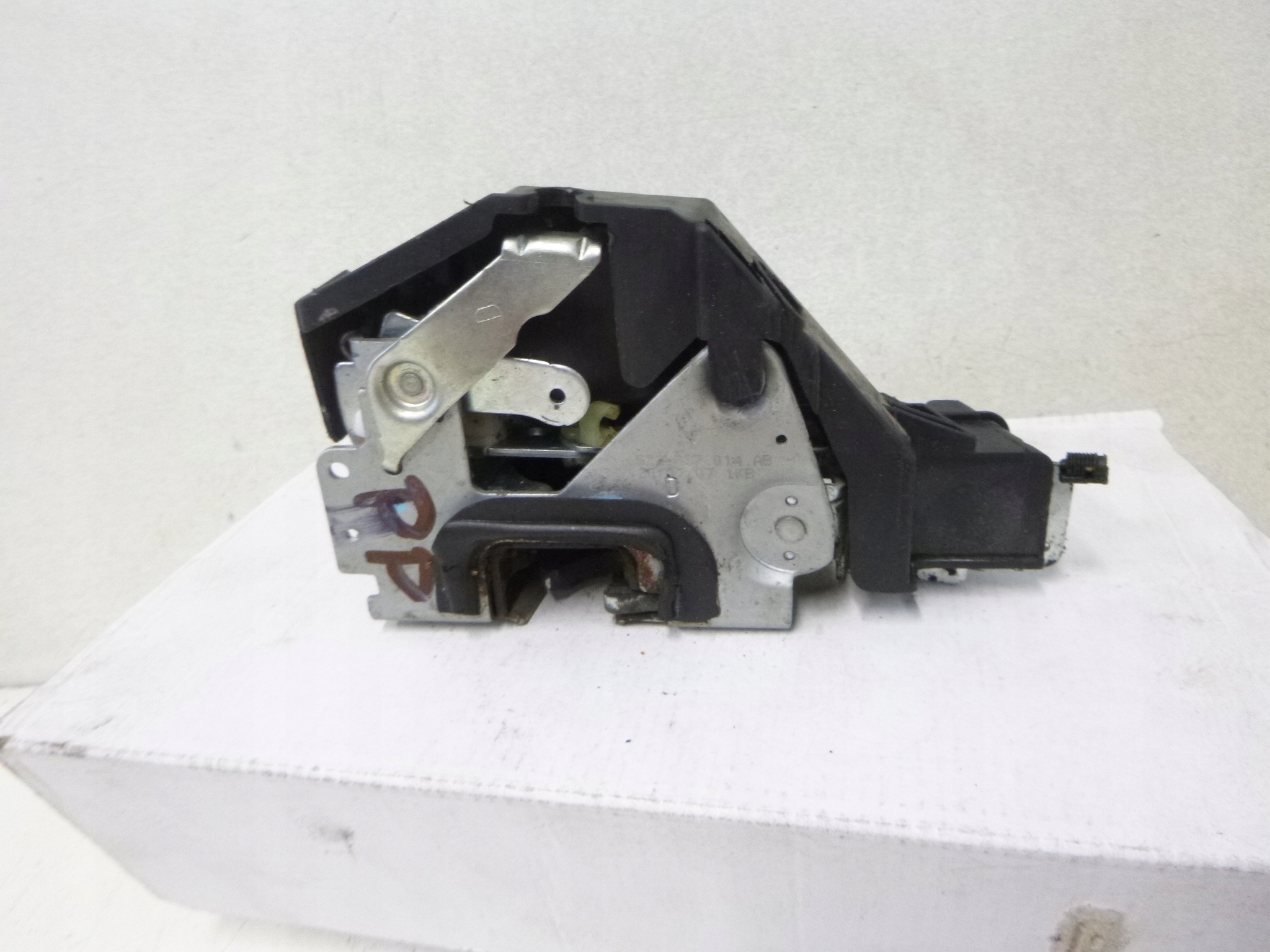 lock door right Volkswagen Fox 2008r.
