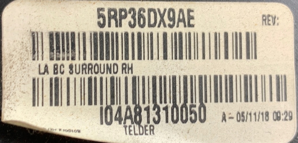 DODGE CHALLENGER 15- 3.6 cover SLUPKA C left 5RP37DX9AE