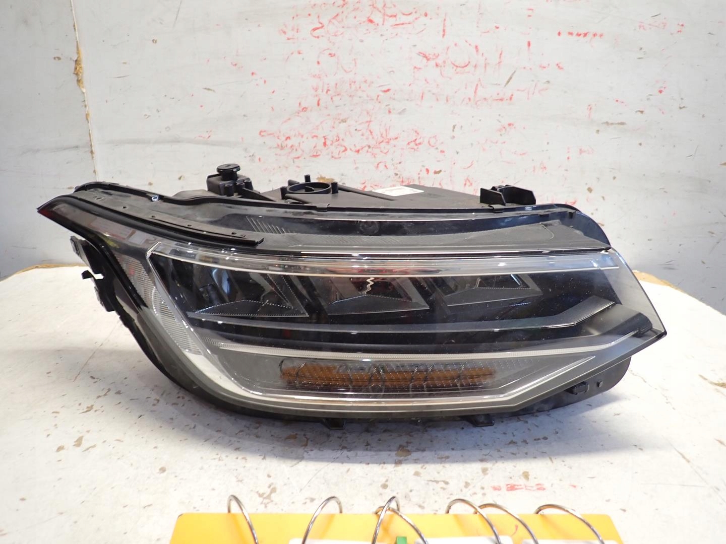 light front front right VW TIGUAN II LIFT FULL LED 2020- 5NB941036C