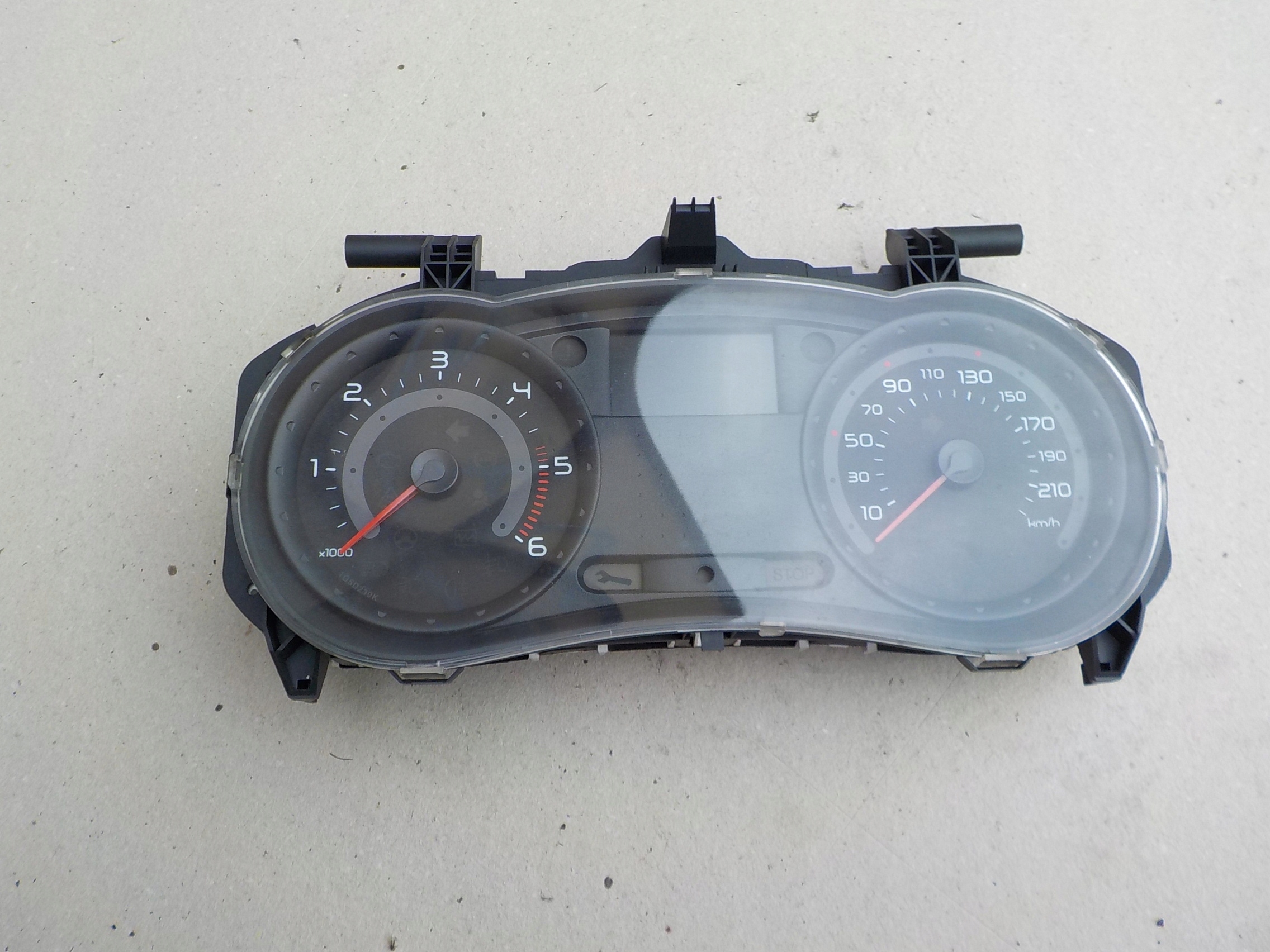 dials renault clio III 1,5 dci 8200582702G