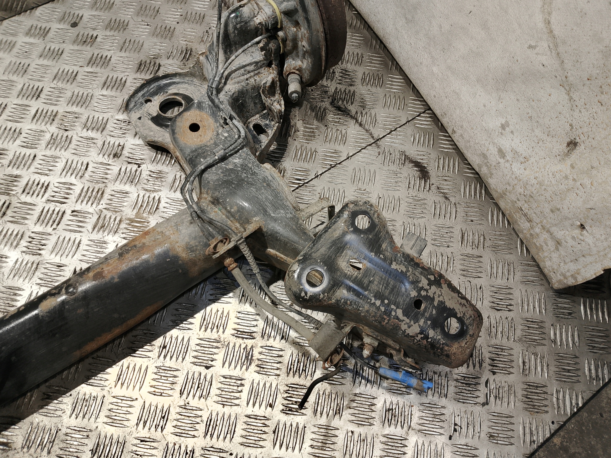 suspension beam rear axis rear CITROEN C3 and 1.1 B BEBEN BEBNY