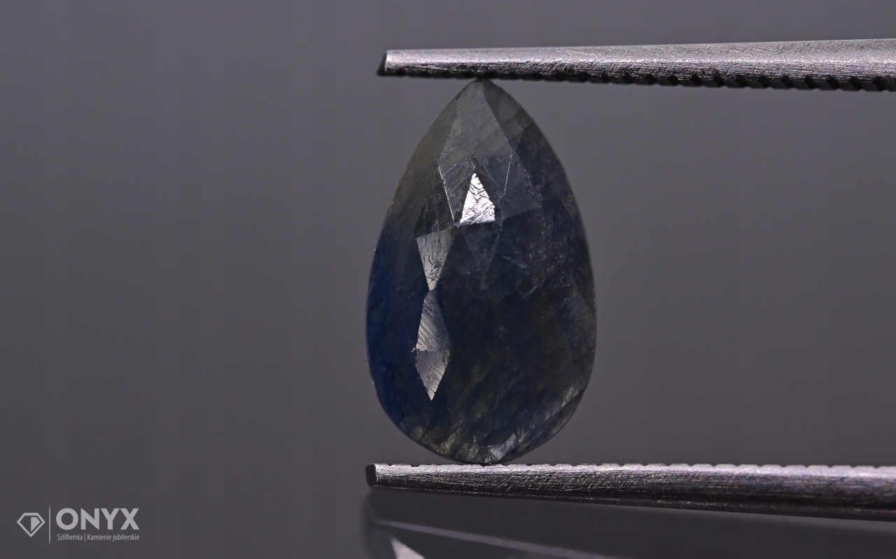 Safír fasetovaná rozeta slza 10,2x6,2 mm