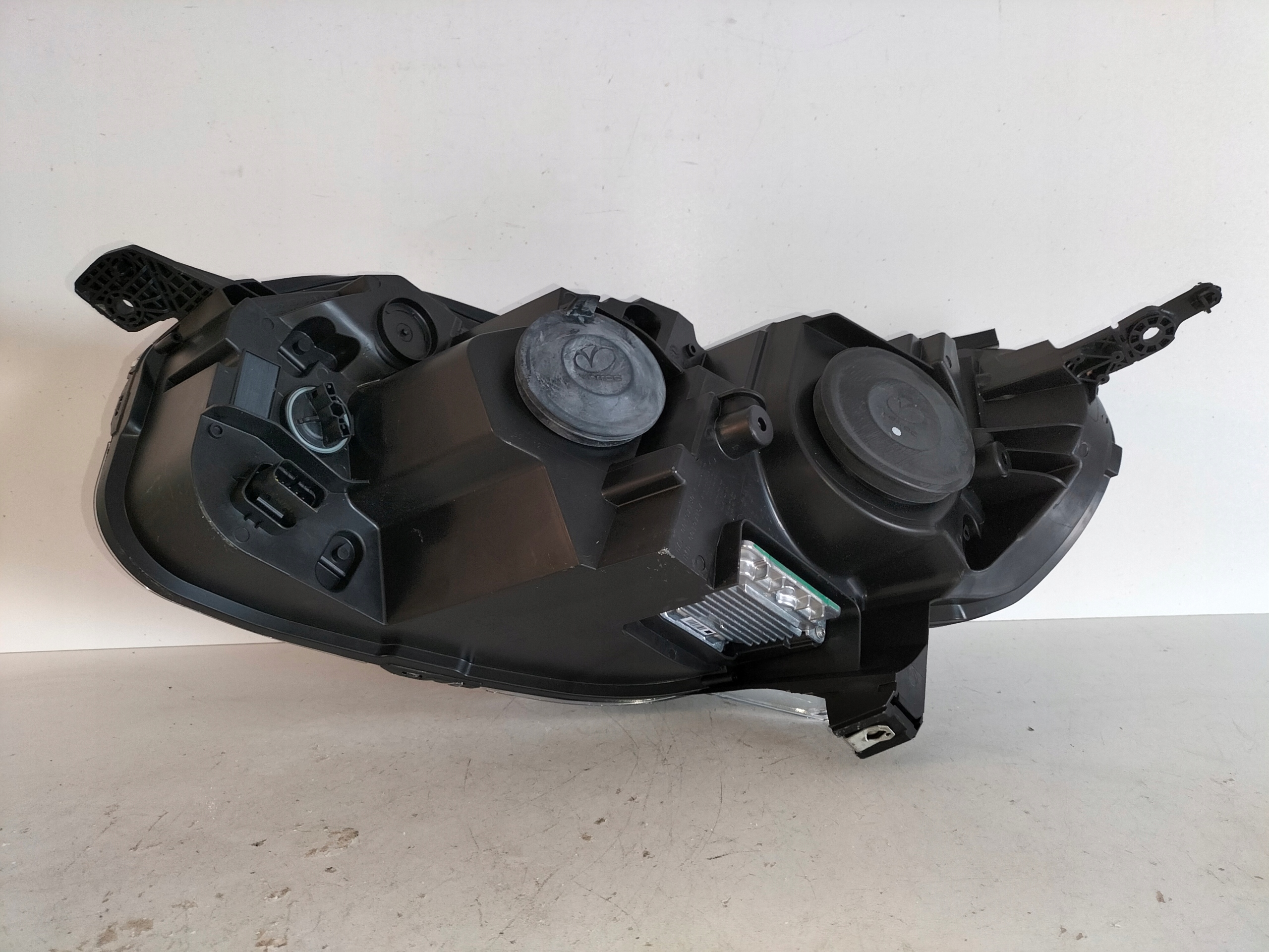 light front reflektor right TOYOTA PROACE II 16- XENON