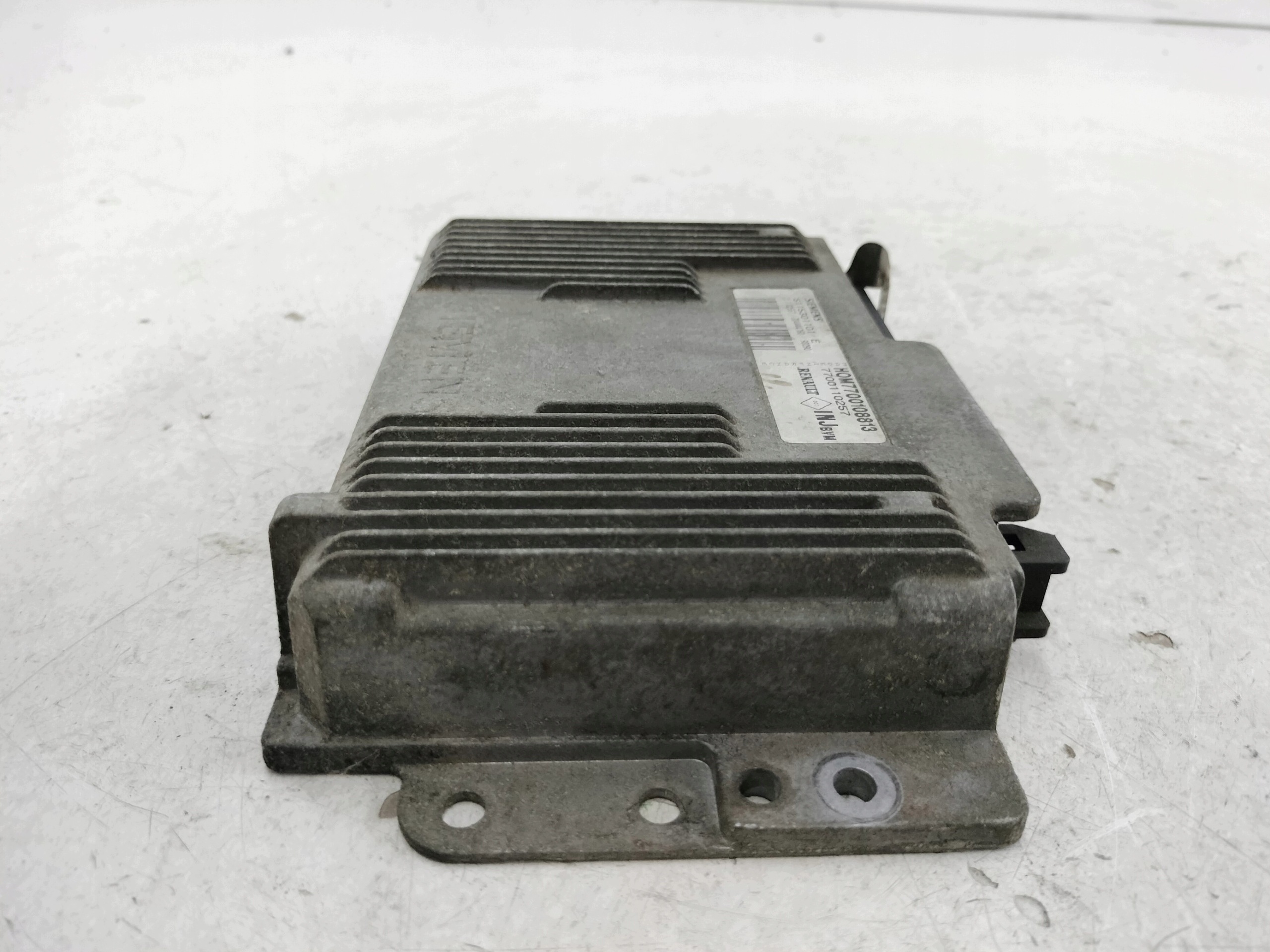 control unit of the engine KANGOO 1.4 S115301101E