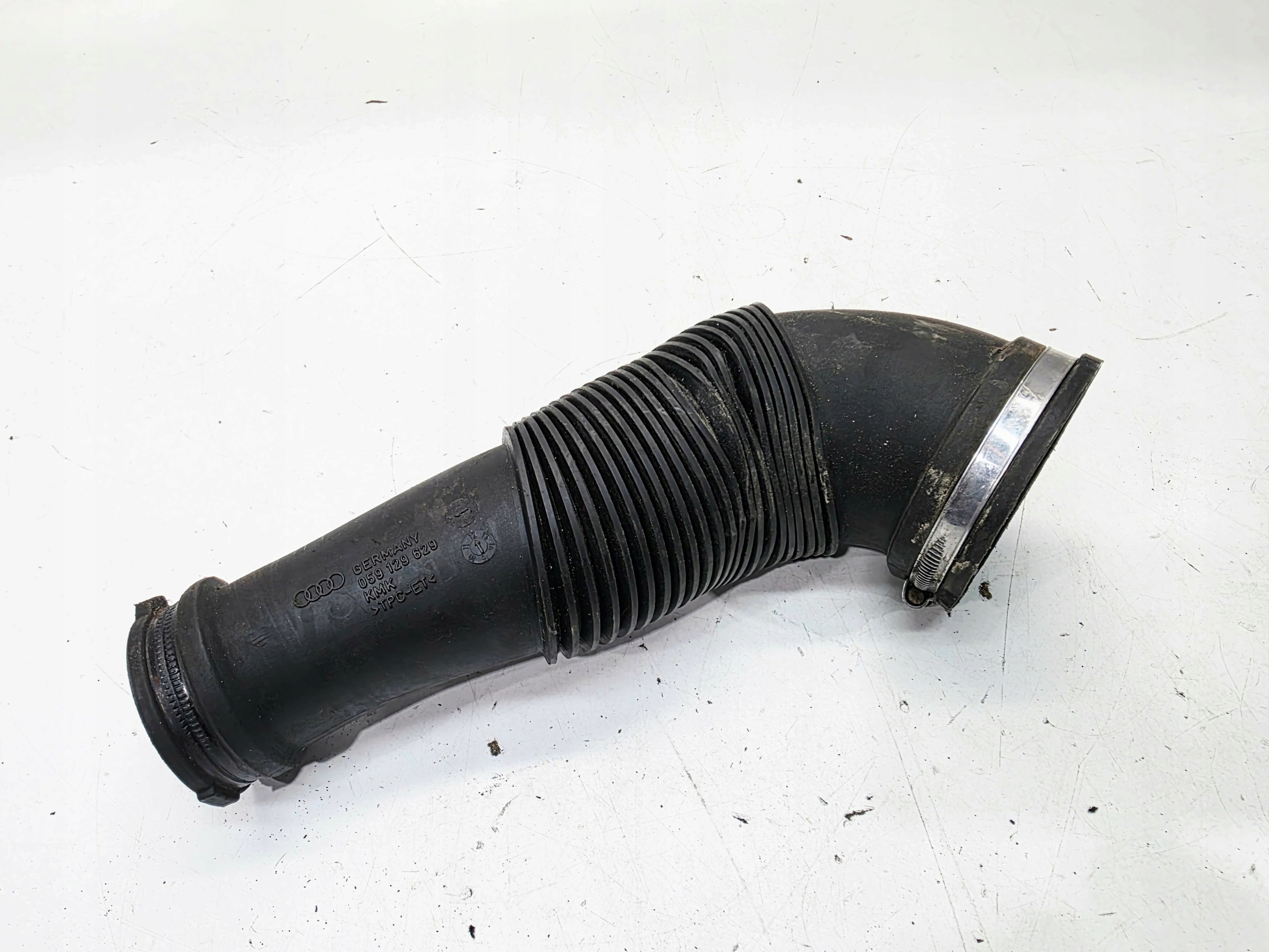 suction pipe air AUDI A4 B8 A5 8R Q5 8R A6 C7 A7 059129629