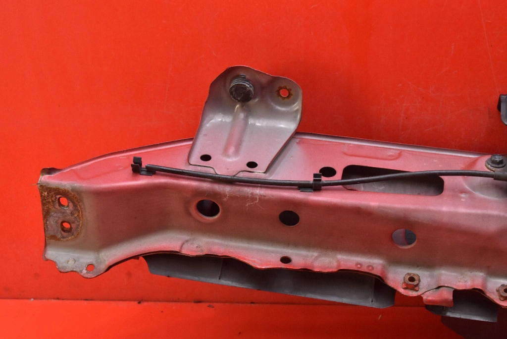 support panel for radiators pillar upper TOYOTA YARIS 2 II 1.3 VVT-and 87 KM 05-09