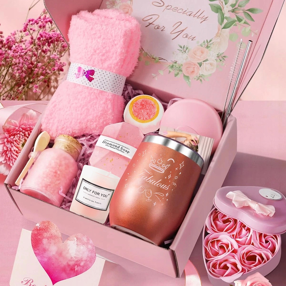 Dárková Sada Koš Dárek Pro Ženu Velké Svíčky Koule Do Koupele Spa