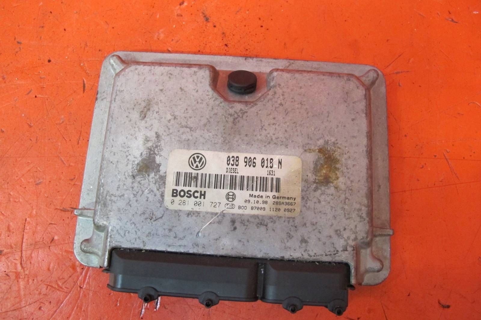 VOLKSWAGEN PASSAT B5 1.9 TDI AHU control unit computer of the engine 038906018N