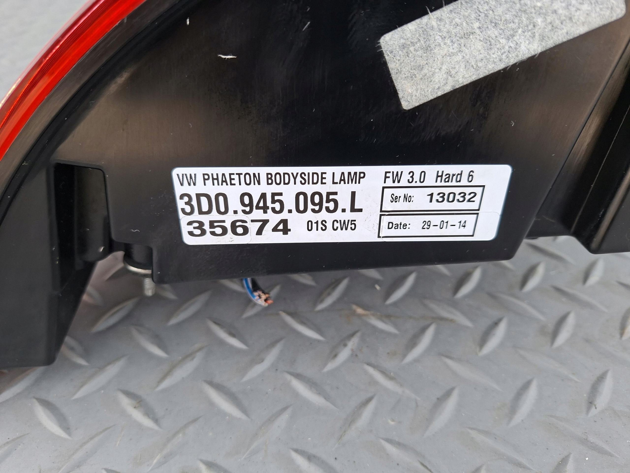 light rear part left rear left 3D0945095L VW PHAETON LIFT