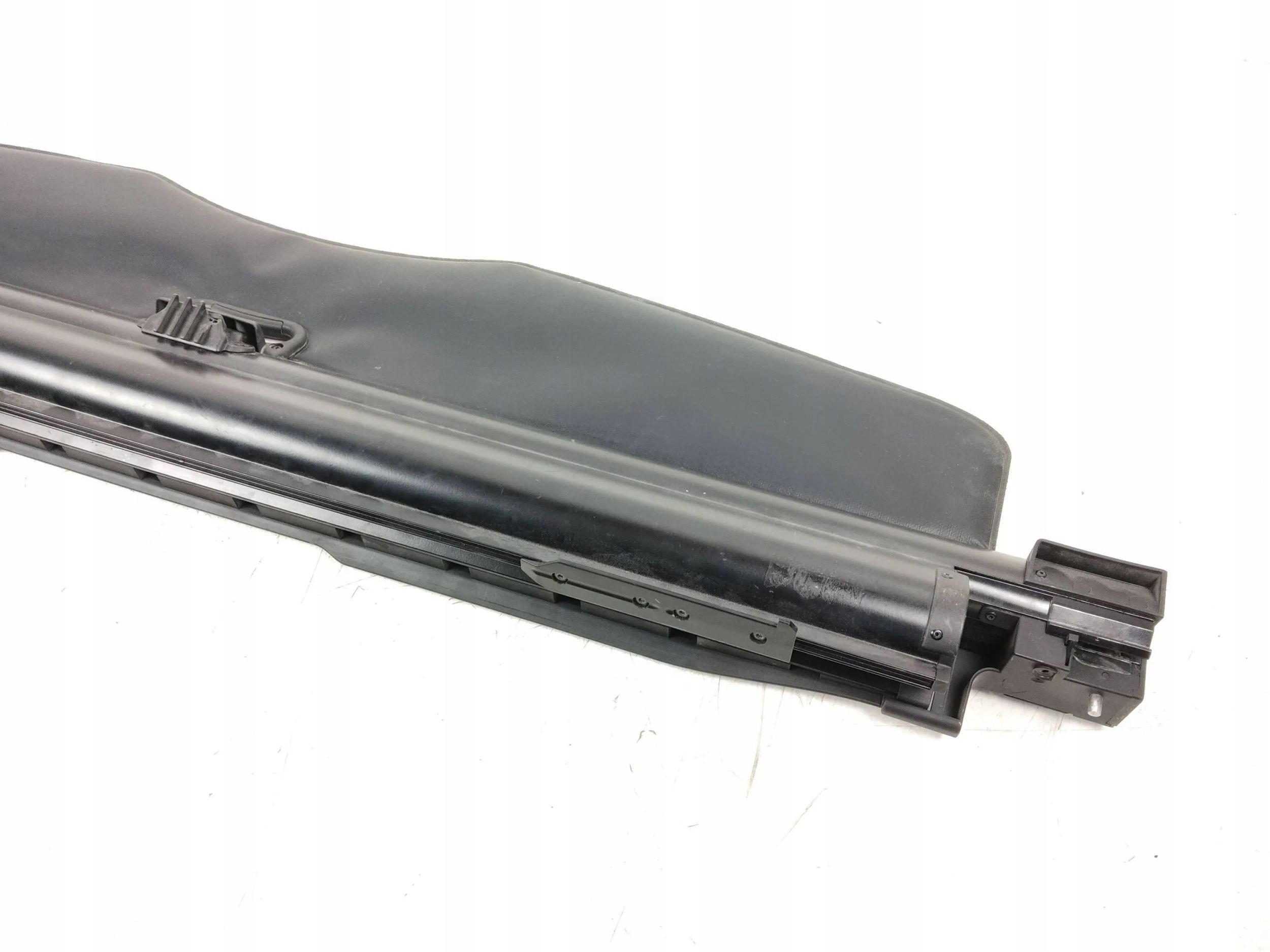 2006 BMW 5 E60 E61 ролета багажника