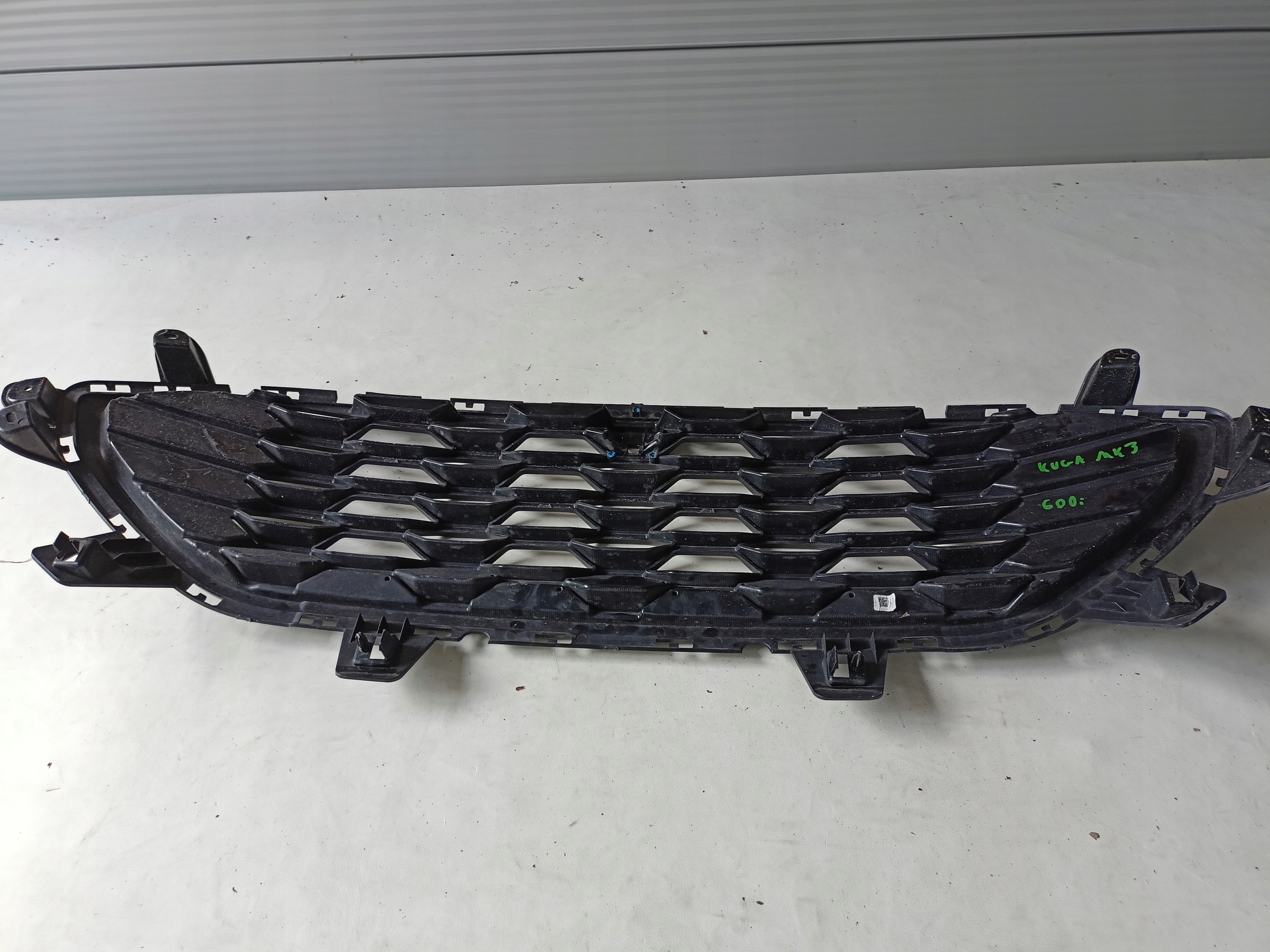 Ford Kuga MK3 grille radiator grill