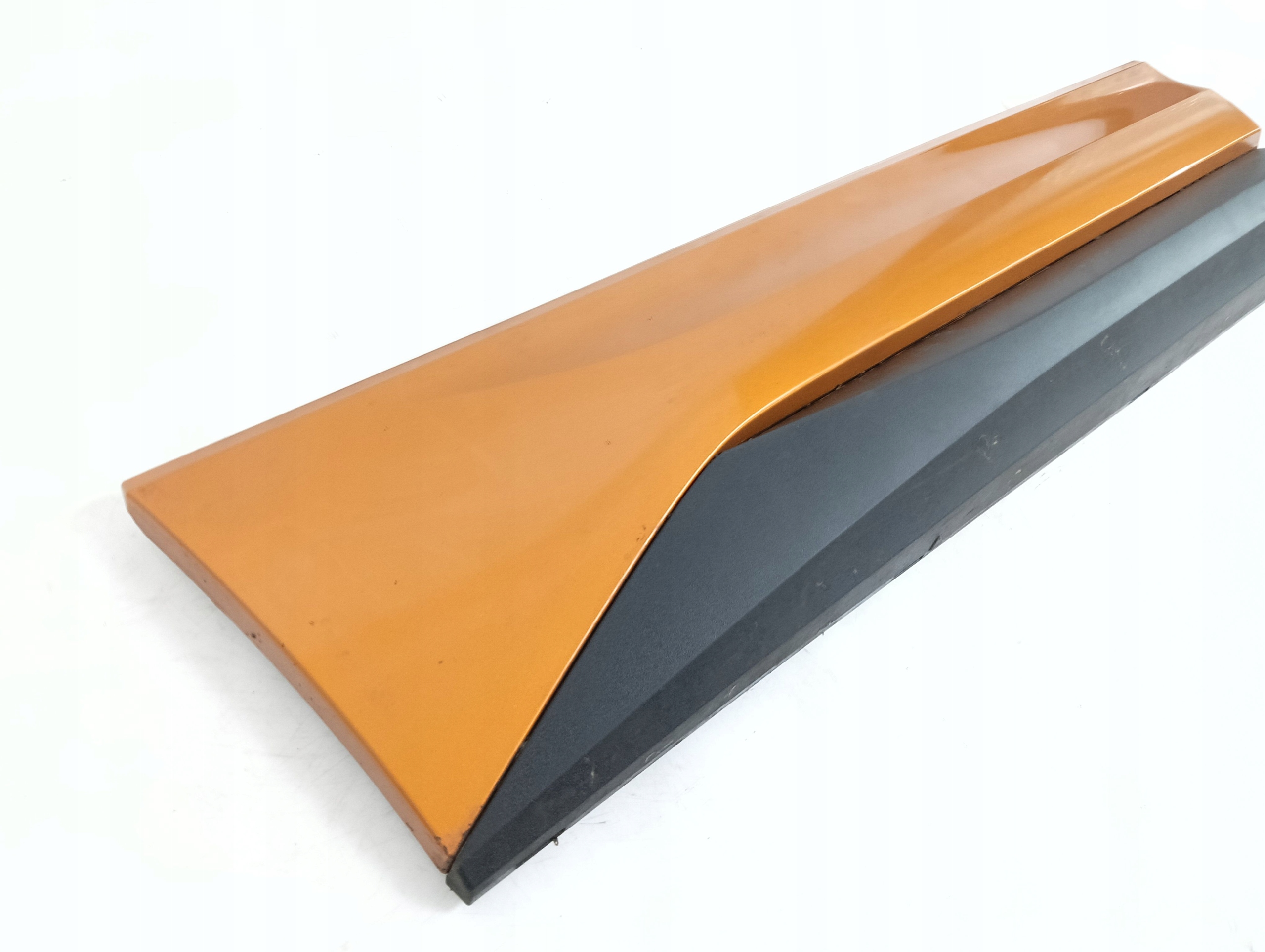 LISTWA DRZWI PRAWY TYŁ SKODA KAROQ LIFT (2022-) 57A854950 LA2Z Numer katalogowy oryginału 57A854950