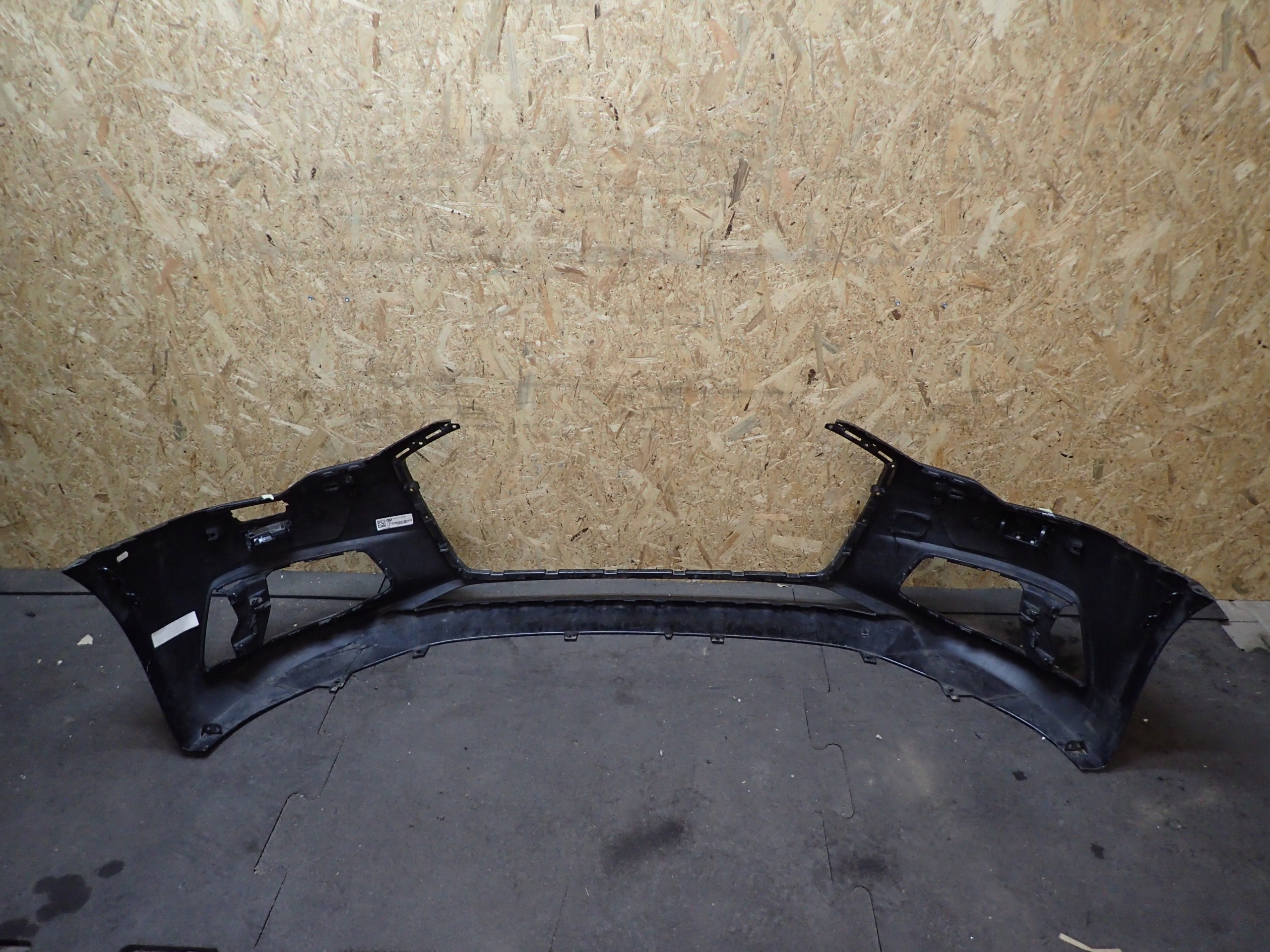 pare choc avant AUDI A6 C8 4K