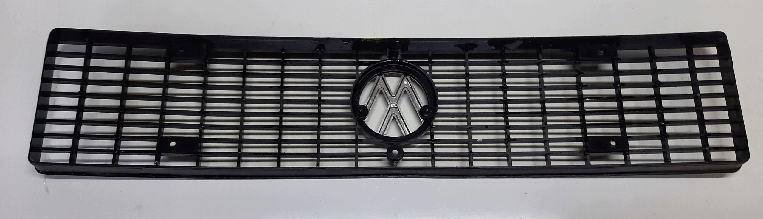 VW SCIROCCO MK1 76-81 maska GRILLA předek