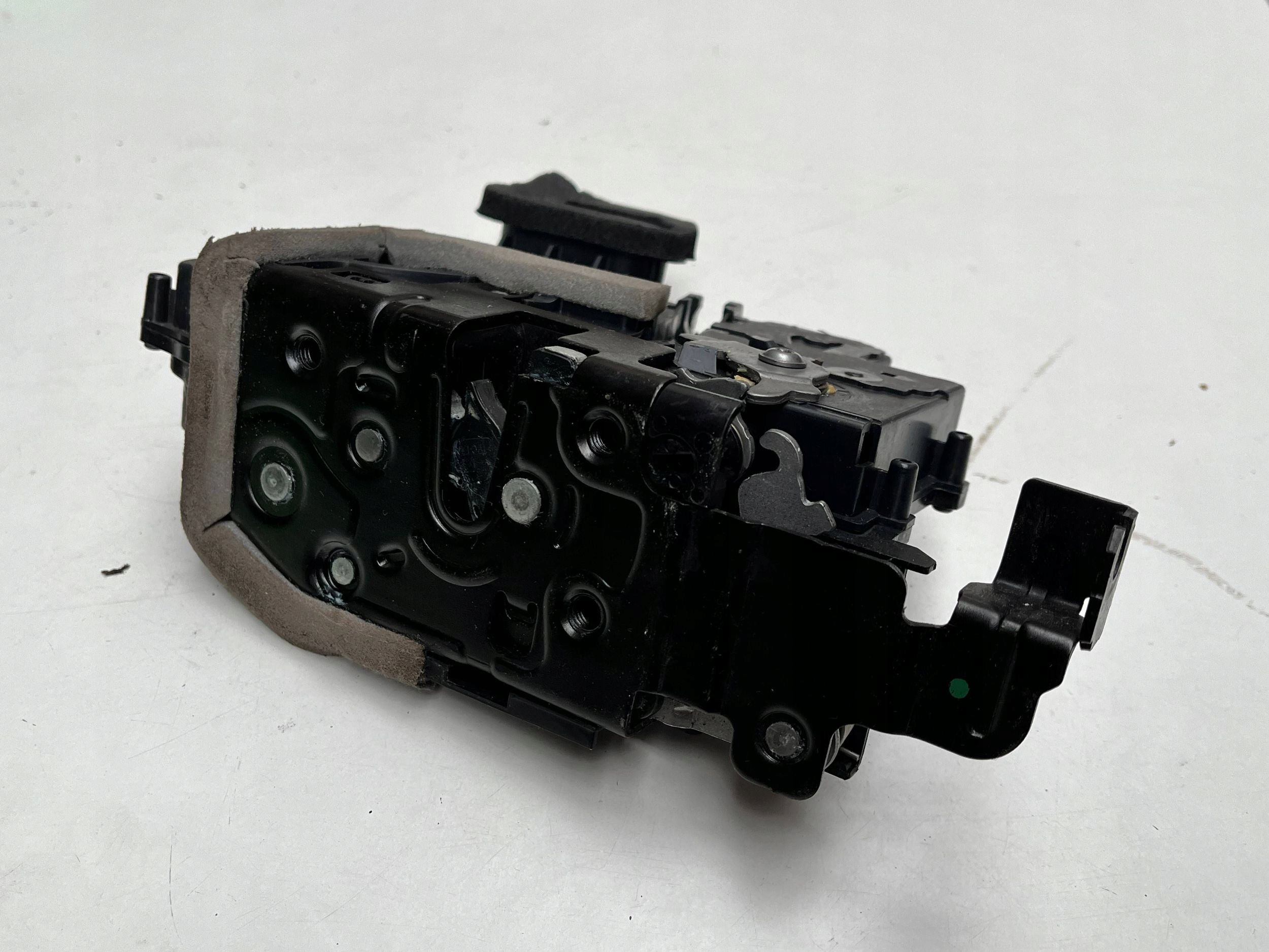 lock door przednich Audi A6 S6 C8 4K 4K1837015K !J