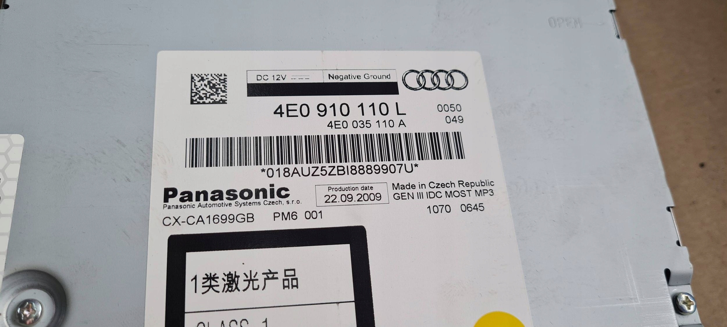A6 C6 LIFT changer CD player 4E0910110L A4 B8 A5 8T