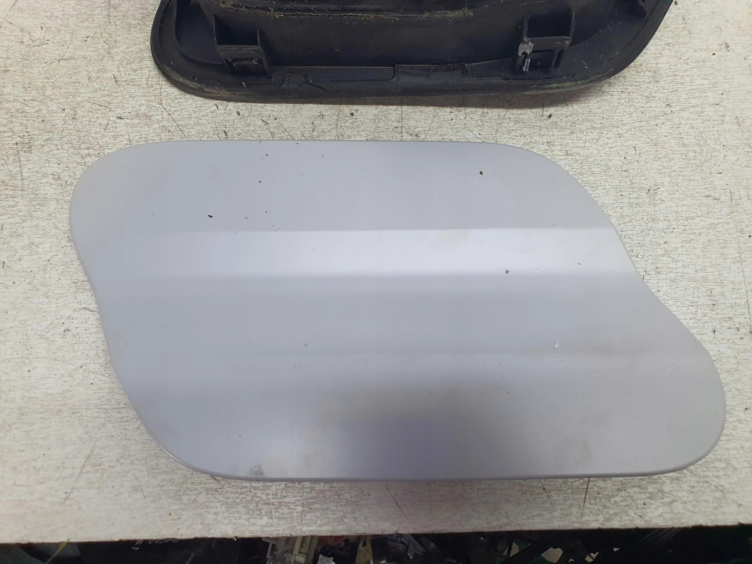 Klapka wlewu paliwa VW Touran II 16- Numer katalogowy oryginału 5TA809799