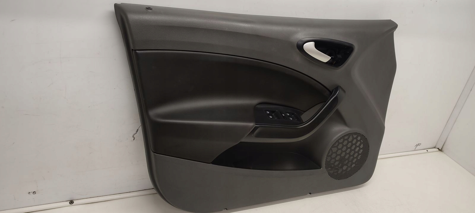 side front front left Seat Ibiza 6J 5D 1,6 TDI
