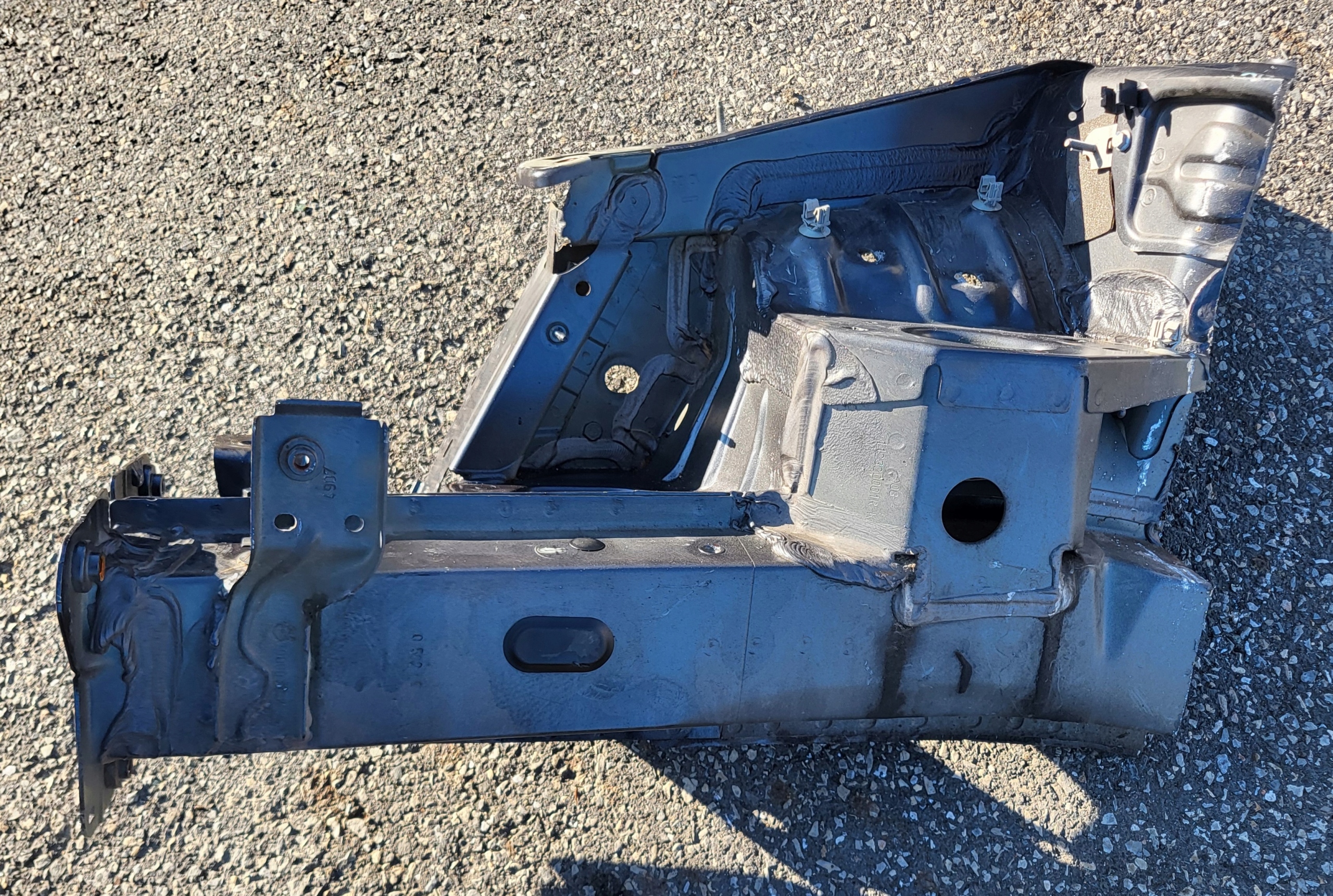 quarter right front quarter FARTUCH placement RENAULT LAGUNA III 3 OE