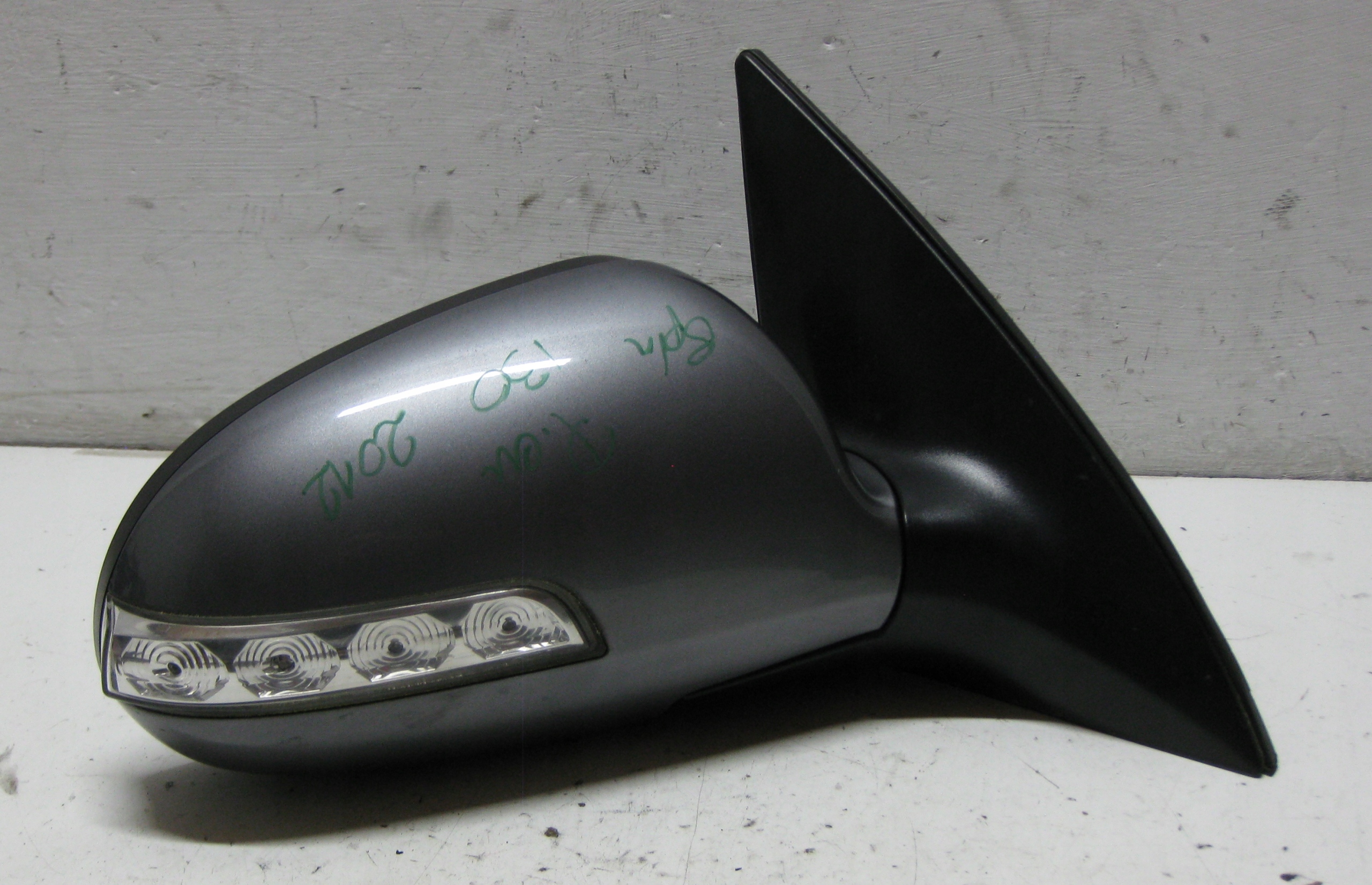 HYUNDAI I30 1.6 CRDI 12R mirror right 8 PIN EU