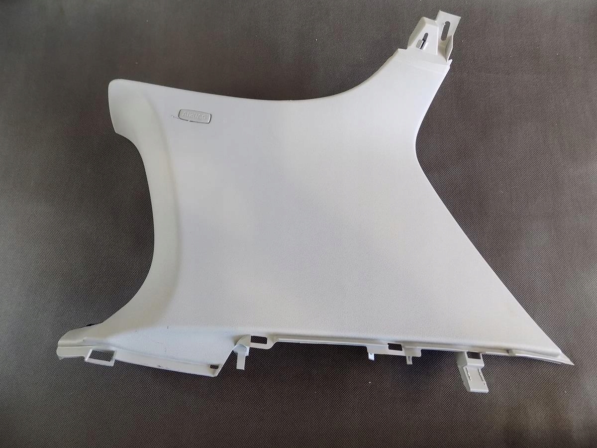 VW GOLF VI OSŁONA SŁUPKA PRAWA 1K3867288G