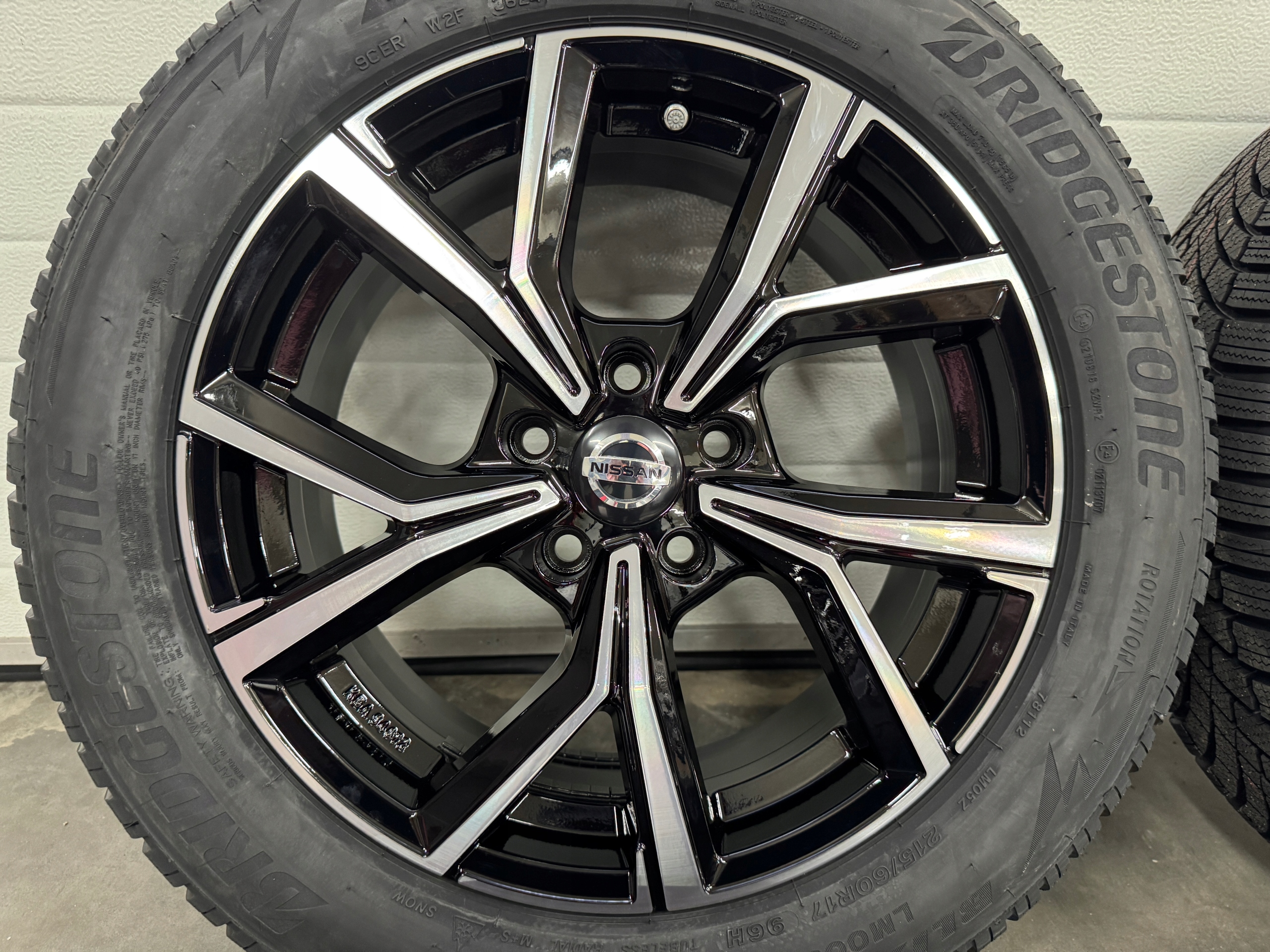 NISSAN QASHQAI J12 KOŁA ZIMOWE 215/65R17 MATADOR CZUJNIKI CIŚNIENI