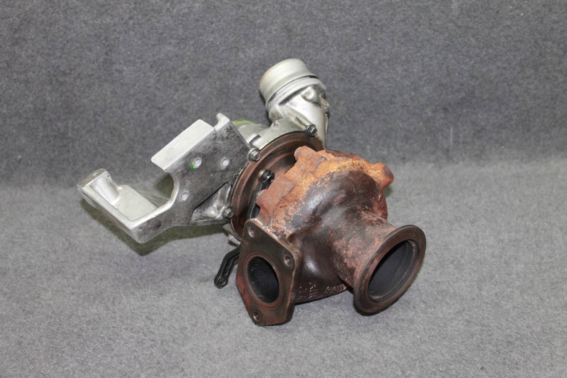 BMW E87 E60 E90 E81 E83 2.0D N47D20C - TURBO TURBINA turbo 7810189