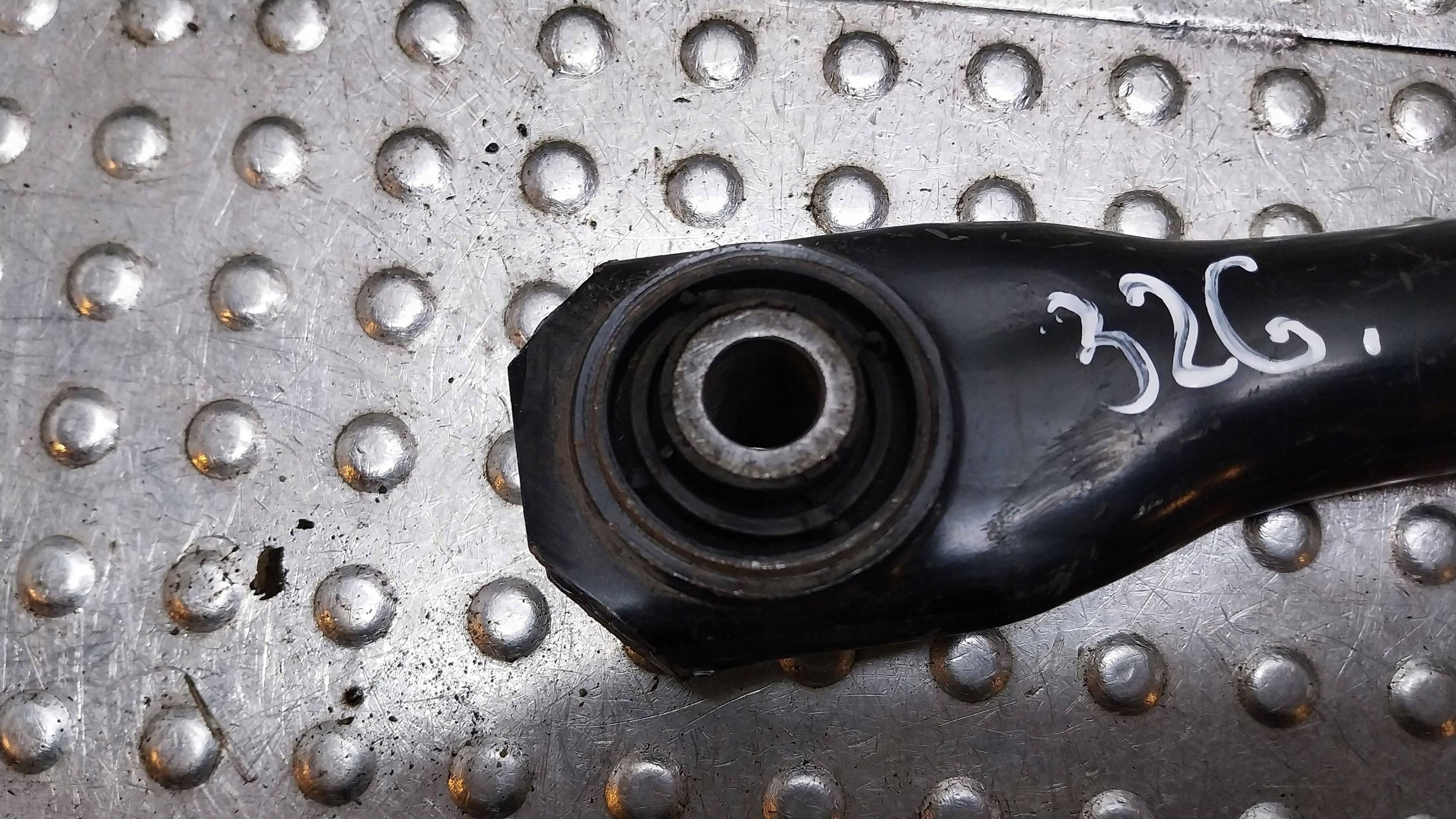 arm left right rear part upper 98AG-5500-BF FORD FOCUS MK2 MK3 KUGA MK1 MK2