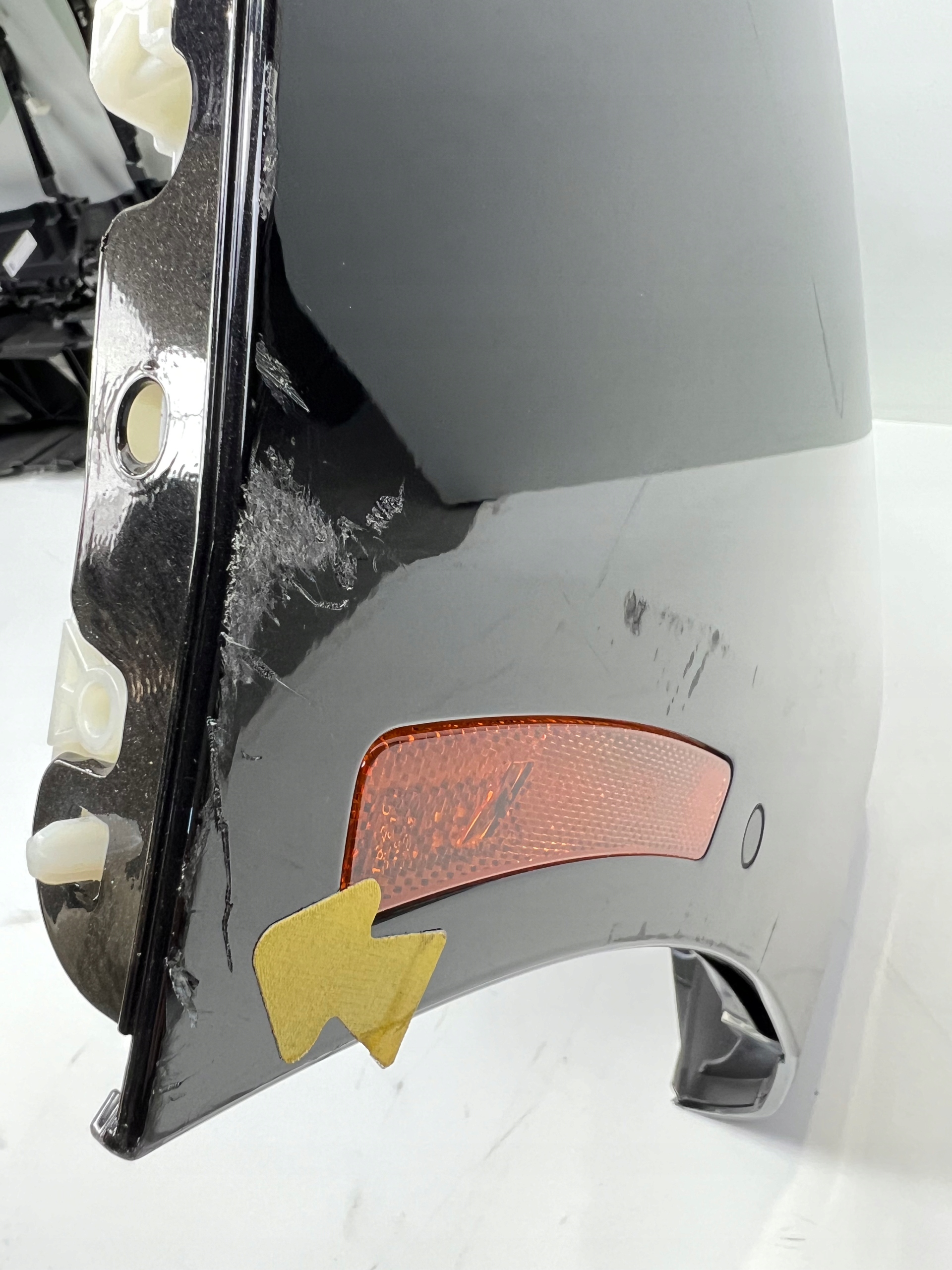 front bumper BMW G70 m-packet USA 4XPDC 475