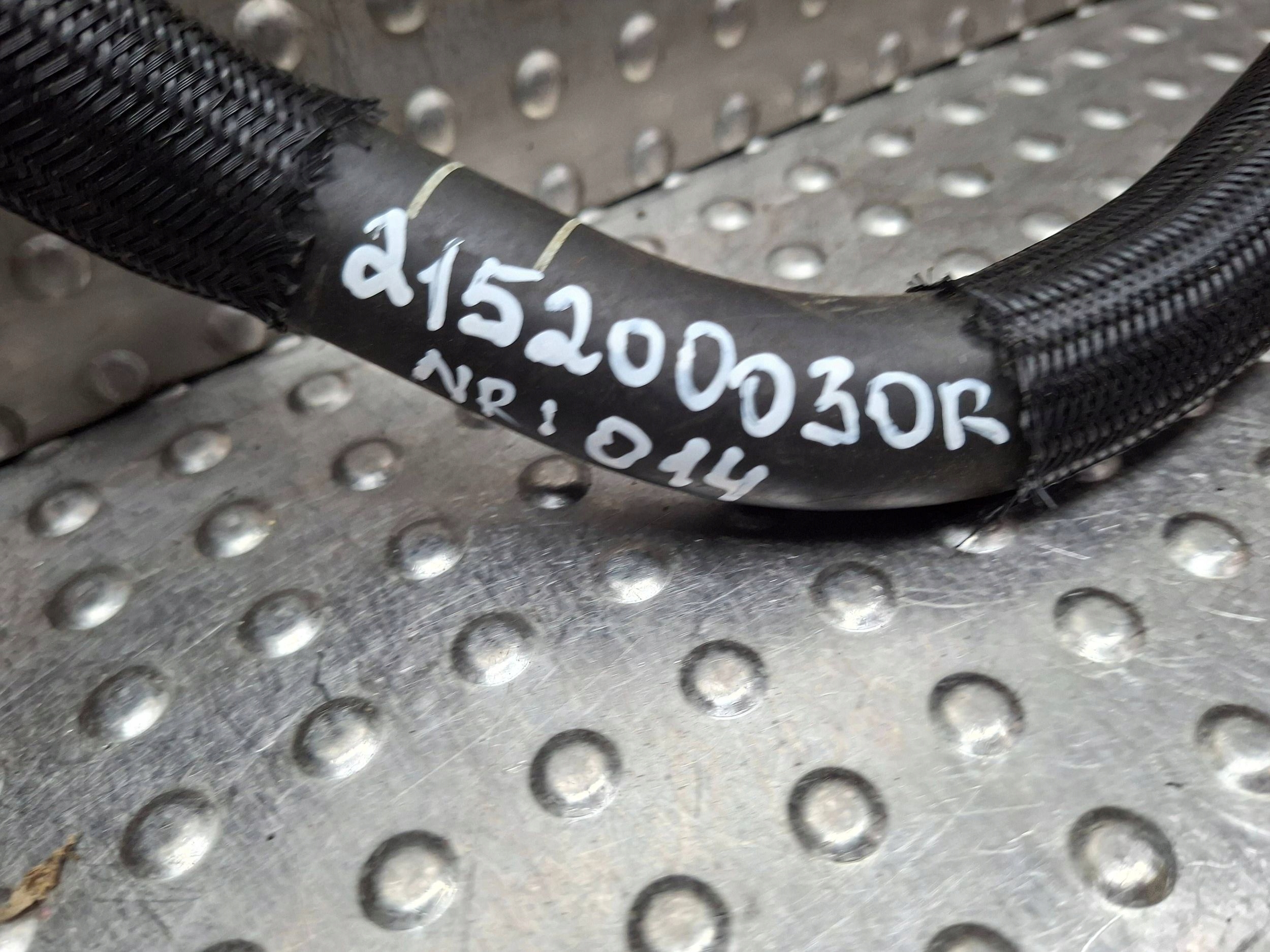 crijevo prijenos vode 215200030R RENAULT MASTER III IV 2.3 DCI 2021