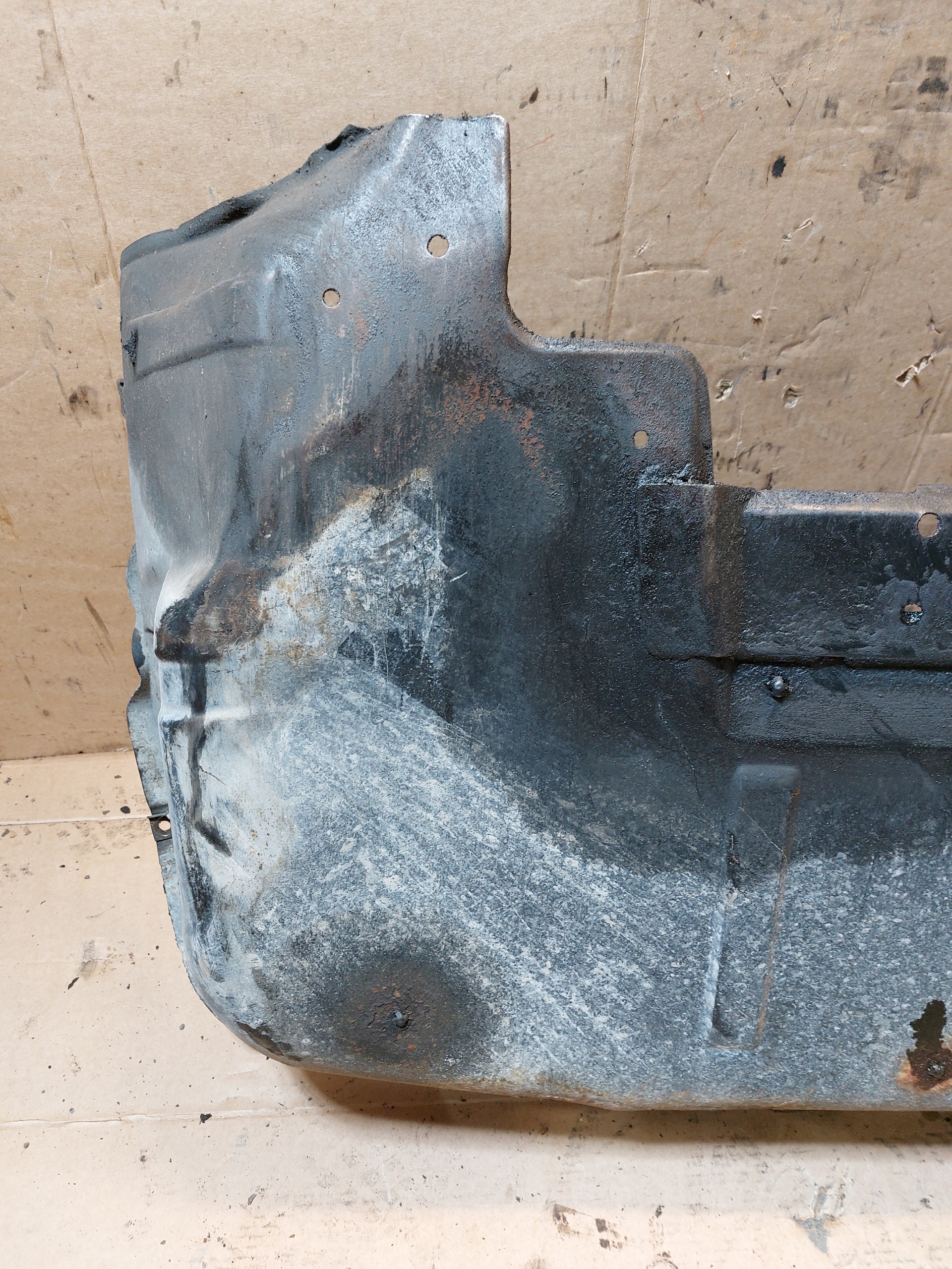 cover lower of the engine VW TRANSPORTER T4 2.5TDI