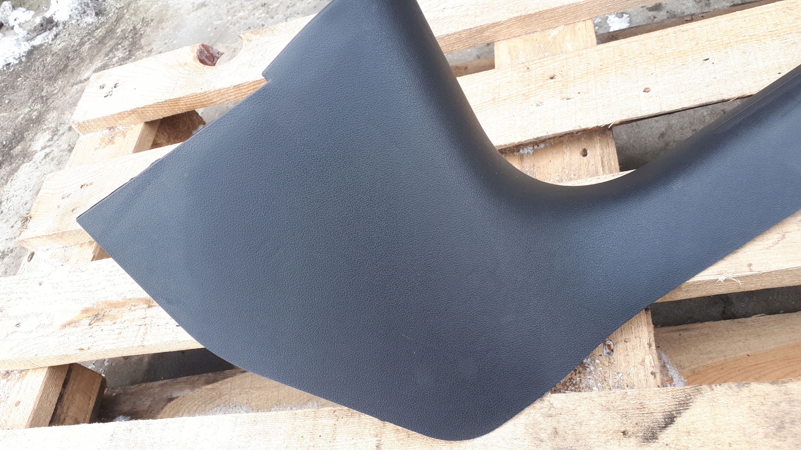 S4 B8 A4 cover POSZYCIA SLUPKA right right front