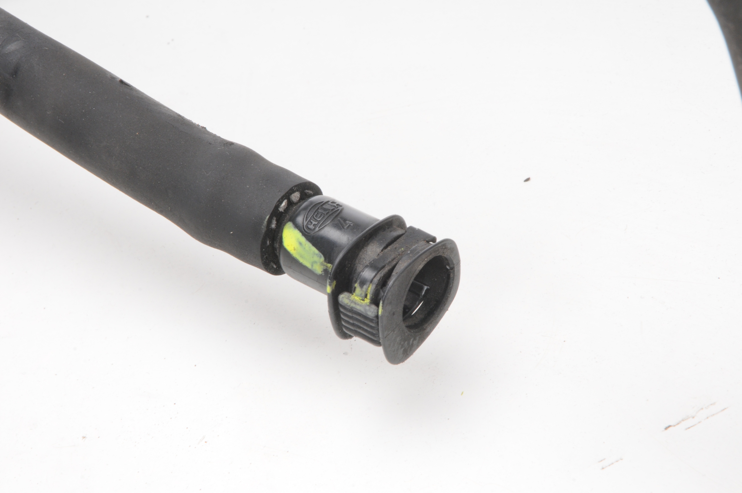 QUATTROPORTE V PRZEWOD POMPEK SPRYSKIWACZY Part manufacturer Maserati OE