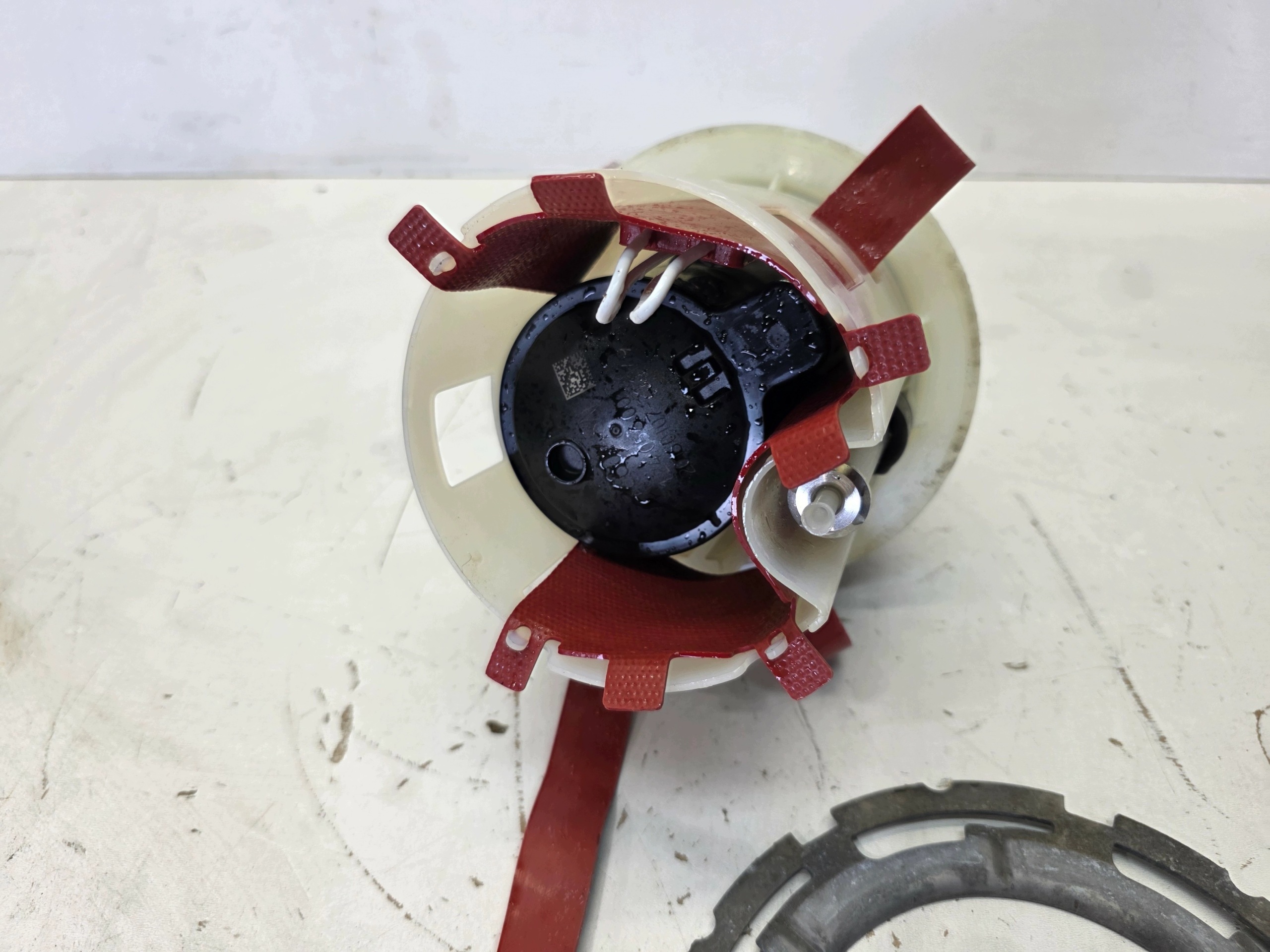 Pompa LIQUIDO SRODKA REDUKUJACEGO AUDI A6 C7 A7 4G0131969 Originale
