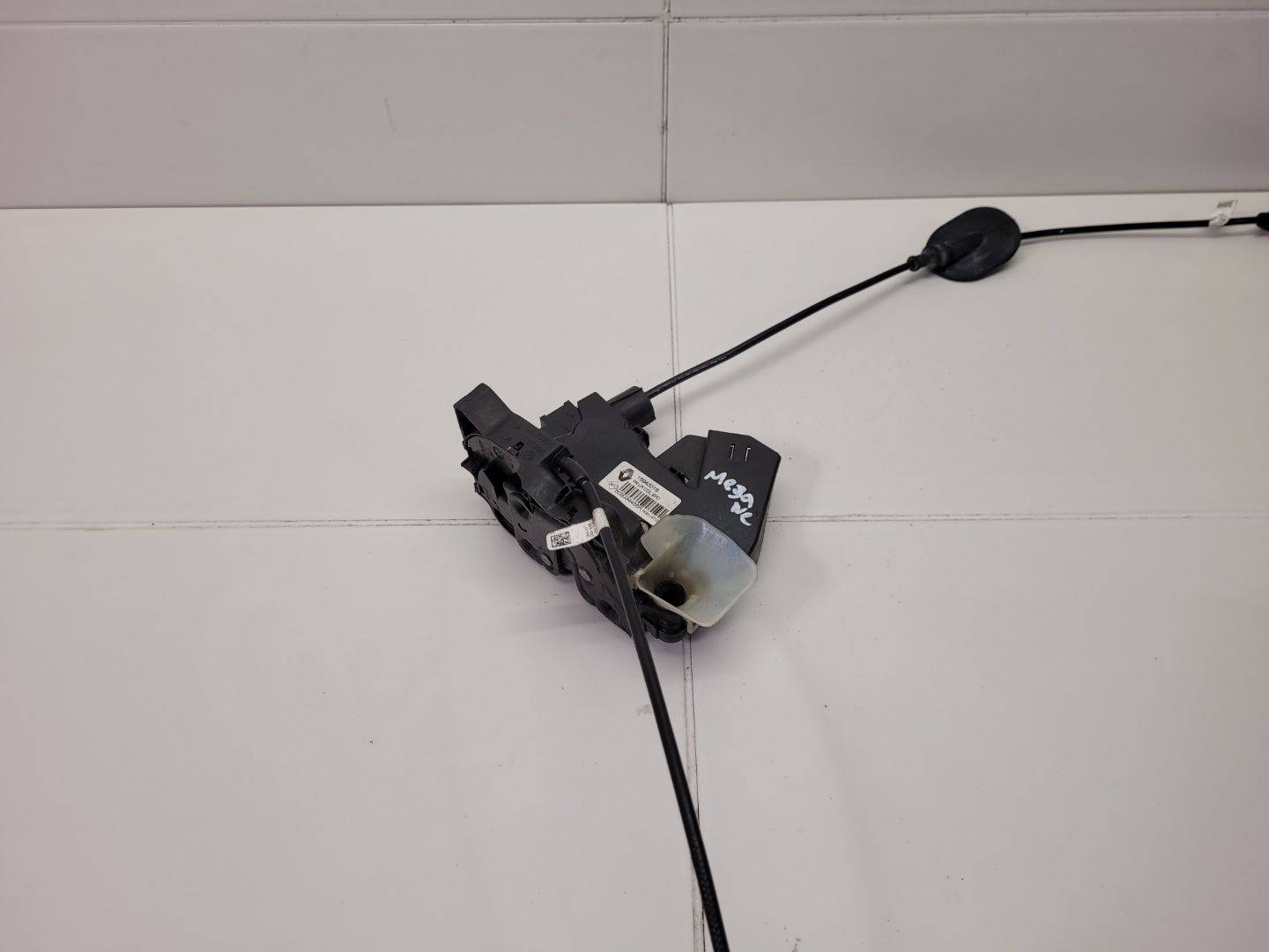 lock door front left side Renault Megane 4 2018 805034436R