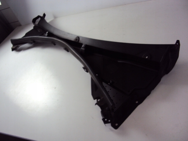 PODSZYBIE RANGE ROVER VELAR L560 17-